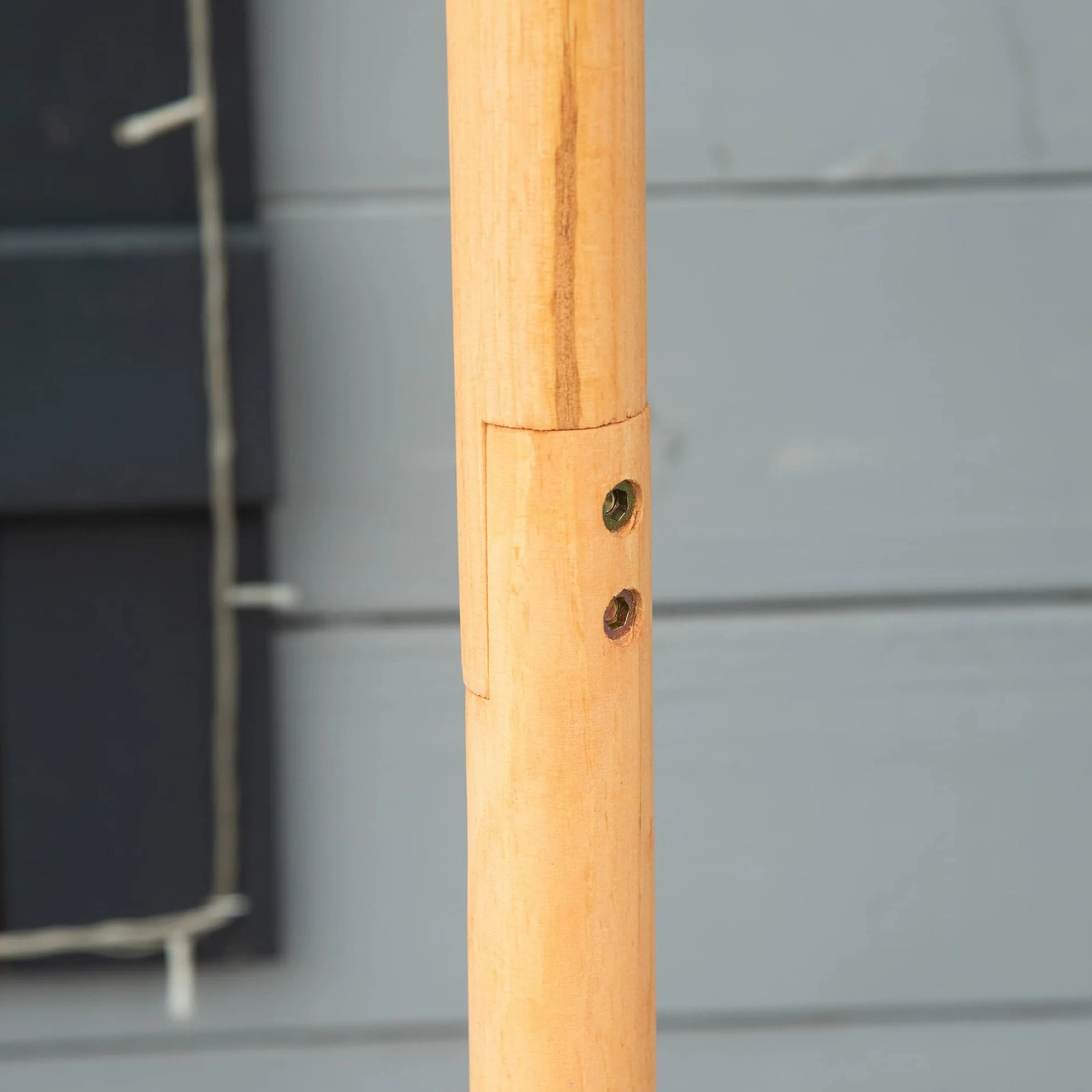 HOMCOM Mangeoire pour Oiseaux Sauvages sur Pied en Bois 113 cm