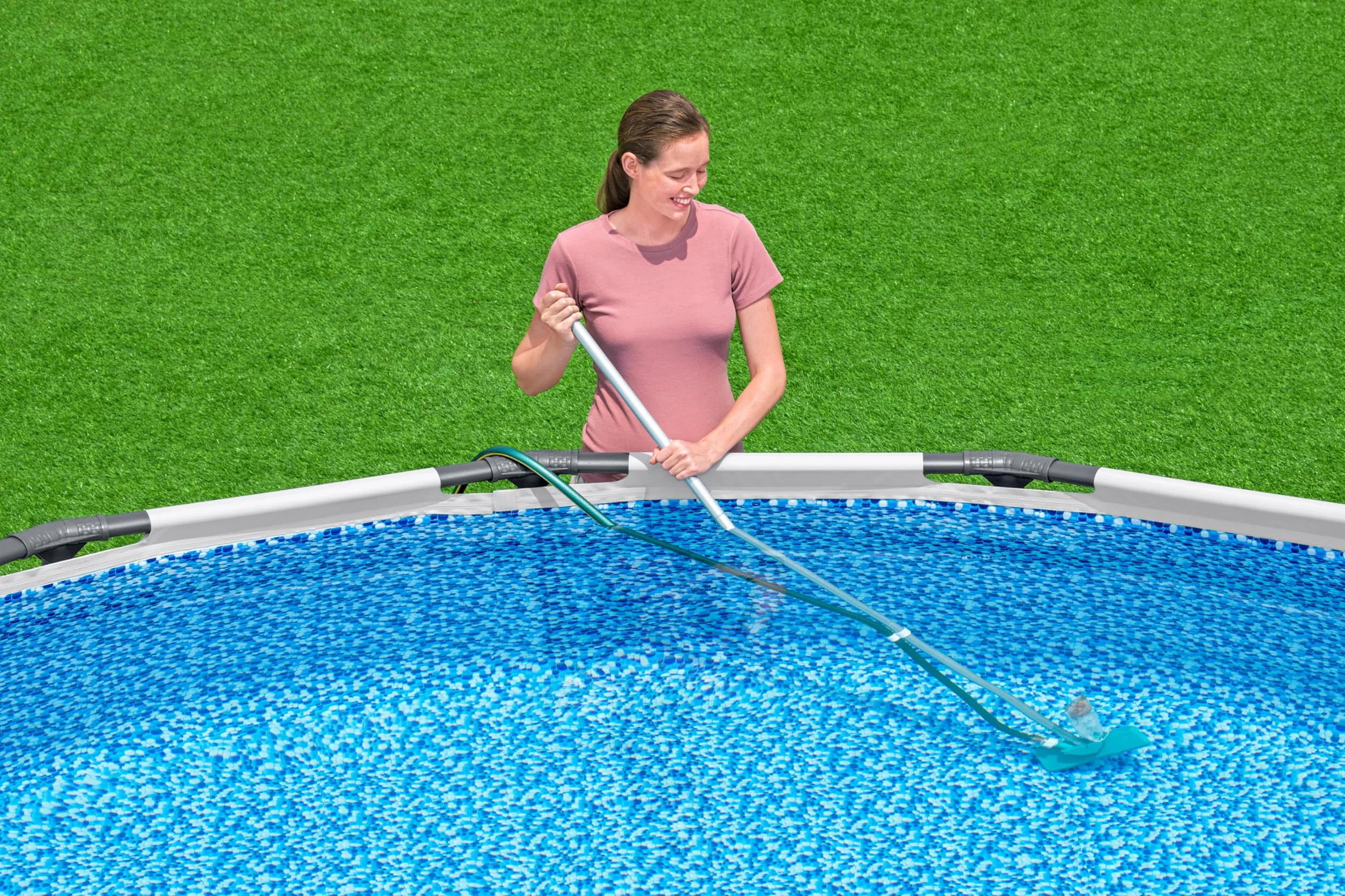 Bestway Kit de Nettoyage pour Piscine Épuisette et Tête d'Aspirateur 3,96 m