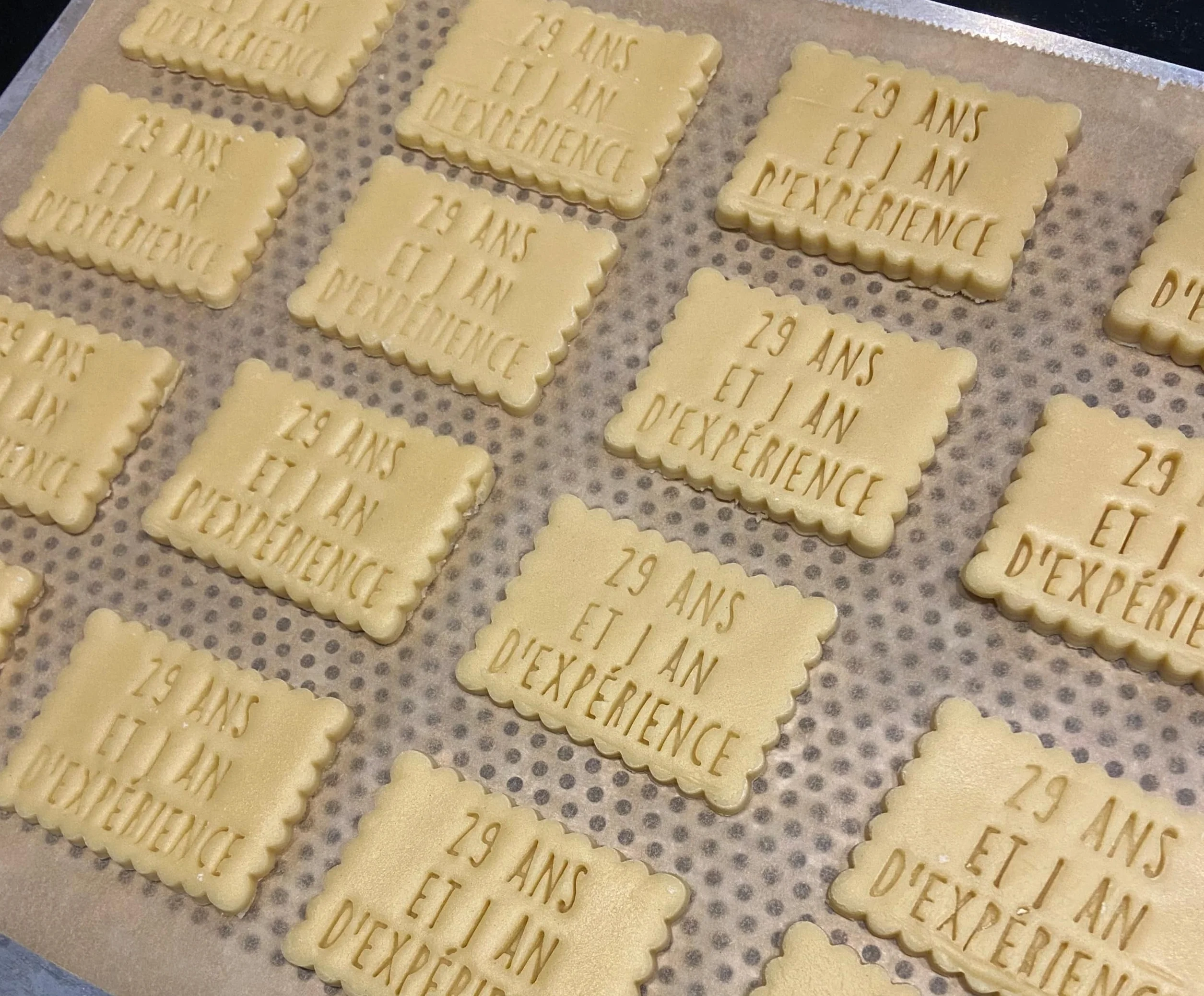 Emporte-pièce petit beurre personnalisable 3 lignes couleur au choix fabriqué en France