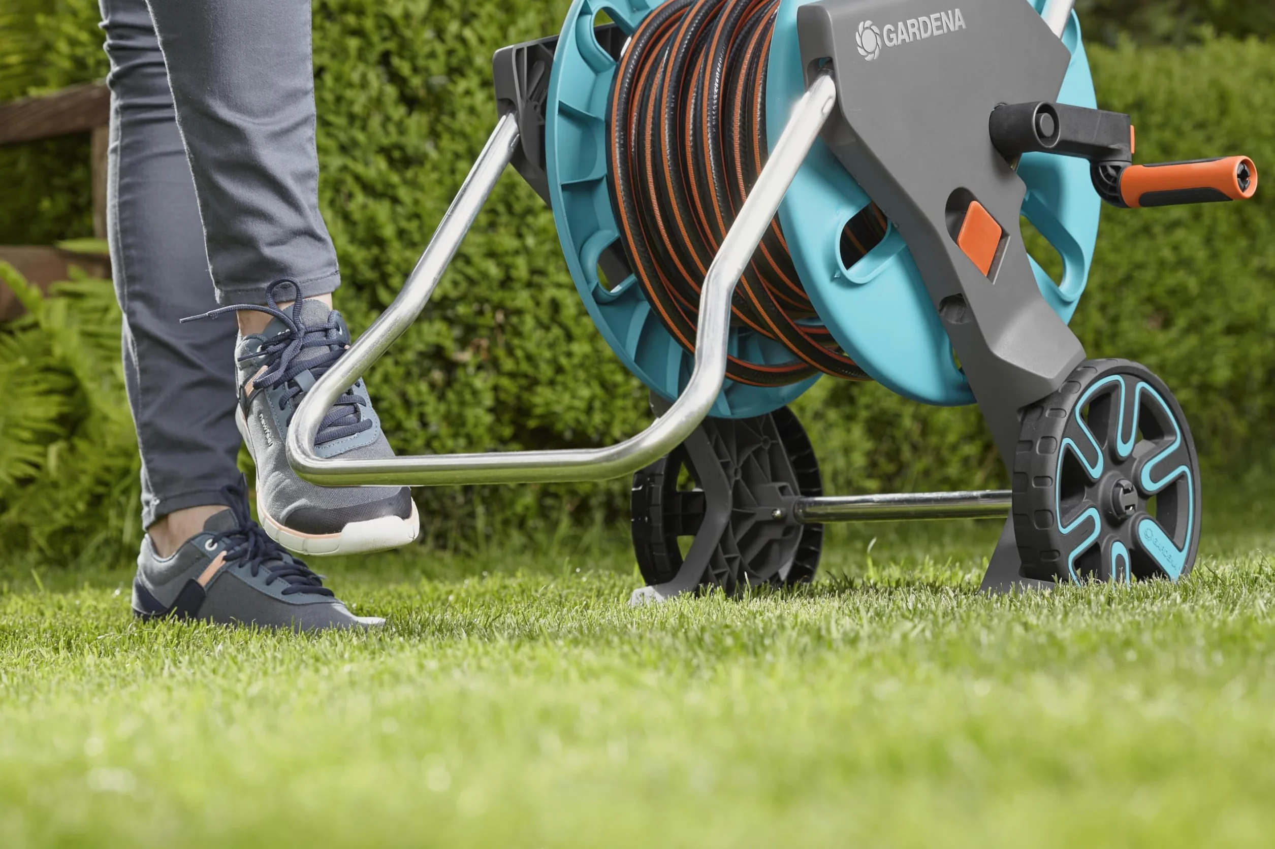 Gardena CleverRoll M Easy dévidoir sur roues 60 m cadre métallique robuste antigoutte