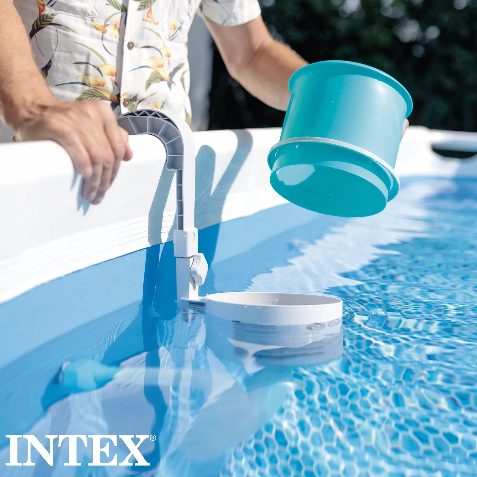 Intex Skimmer de Surface Deluxe pour piscine autostable ou tubulaire
