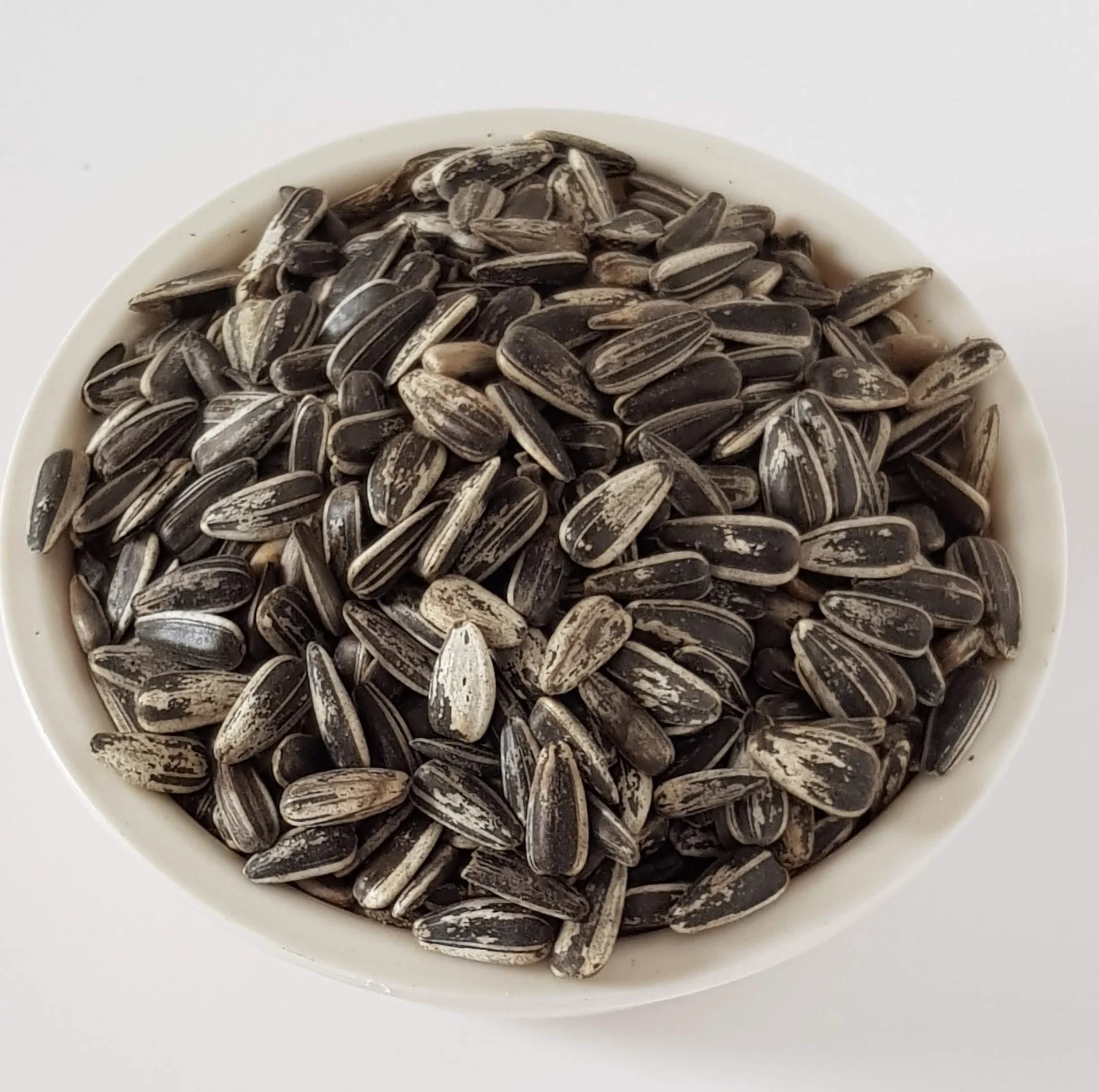 Aimé Graines de Tournesol pour Oiseaux Sauvages 3kg Nourriture Extérieur Rouge-Gorge Pinson Mésange