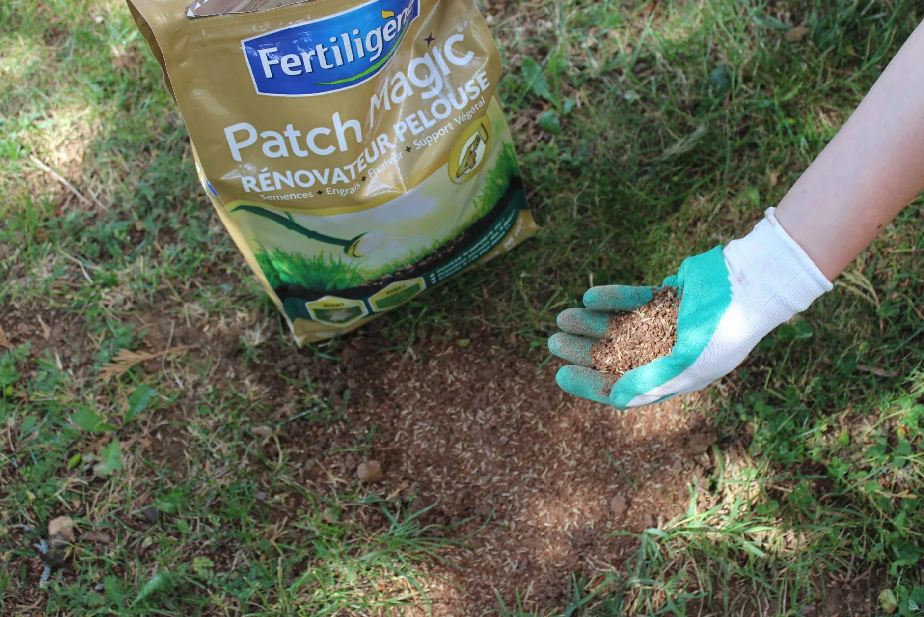 FERTILIGÈNE Patch Magic Rénovateur de Pelouse 3,6kg – Formule 4-en-1 – Pour 16 m²