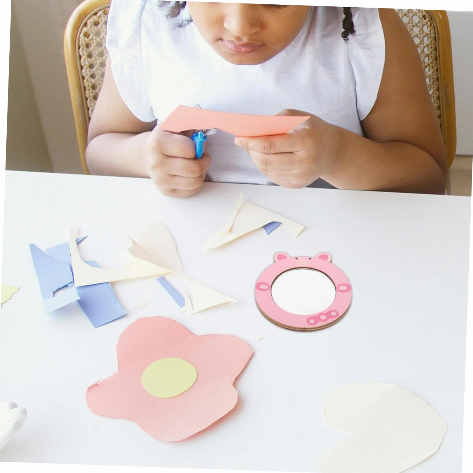 Miroir en Bois et Verre ERINGOGO pour Enfant, Jouet Éducatif Sécurisé, Petit Miroir à Main Rose