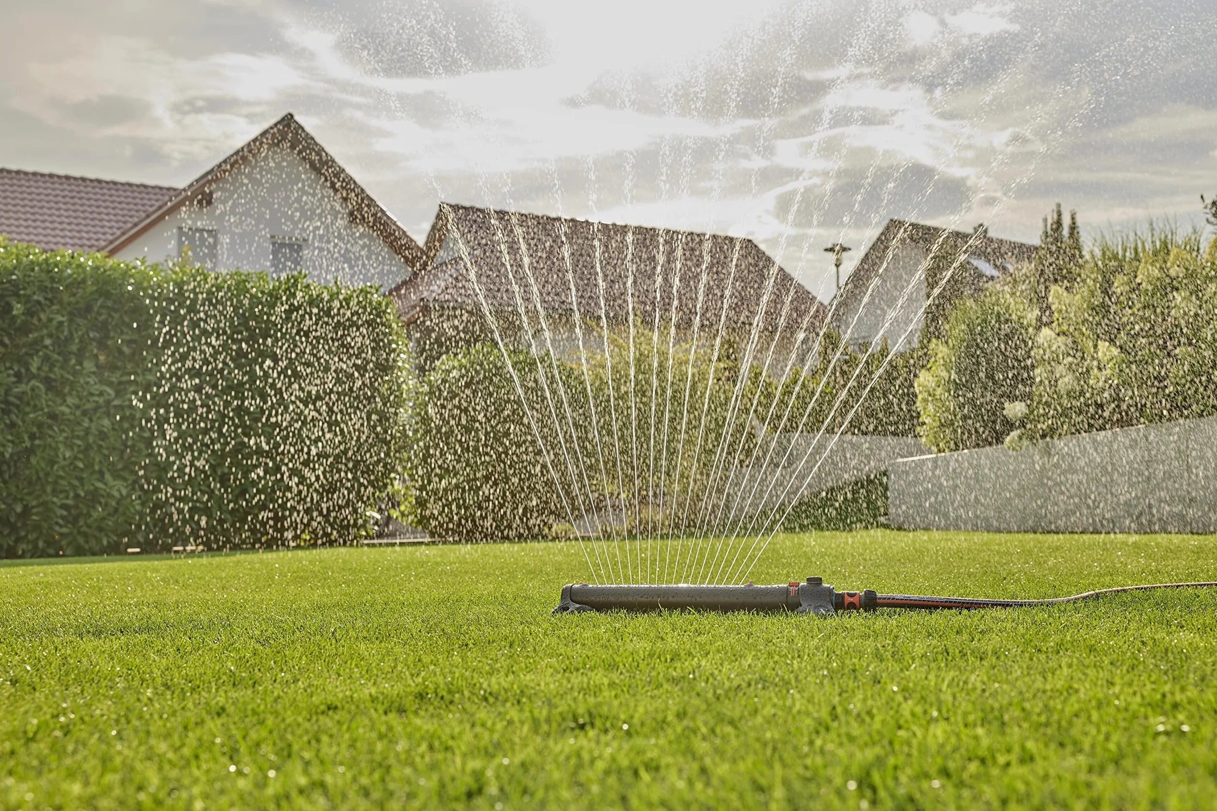 Gardena AquaZoom Arroseur carré 28-350 m² portée 7-21 m filtre métallique 18714-88
