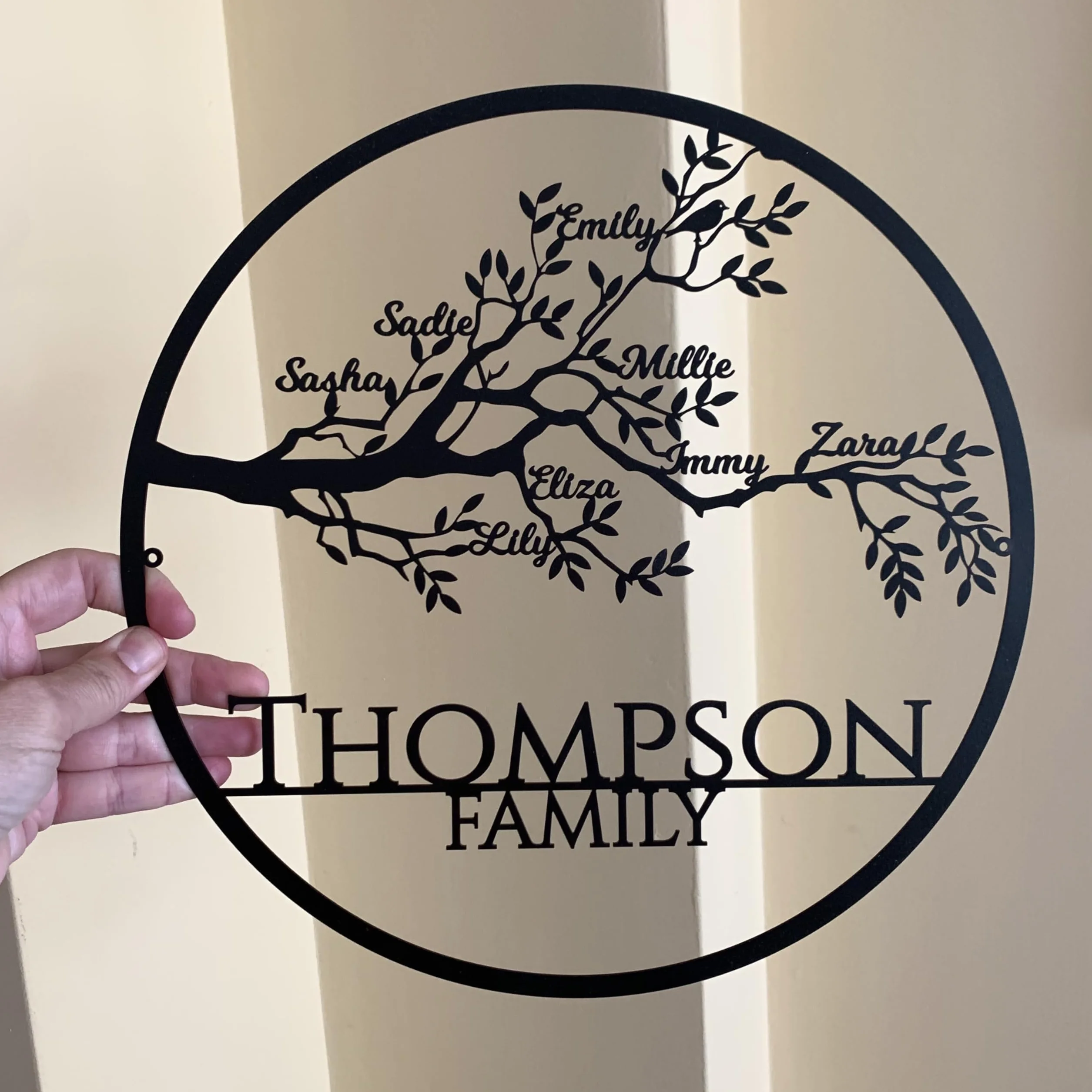 Arbre de Vie Personnalisé en Métal Décoration Murale Panneau Familial Arbre Généalogique avec Prénoms Design 3