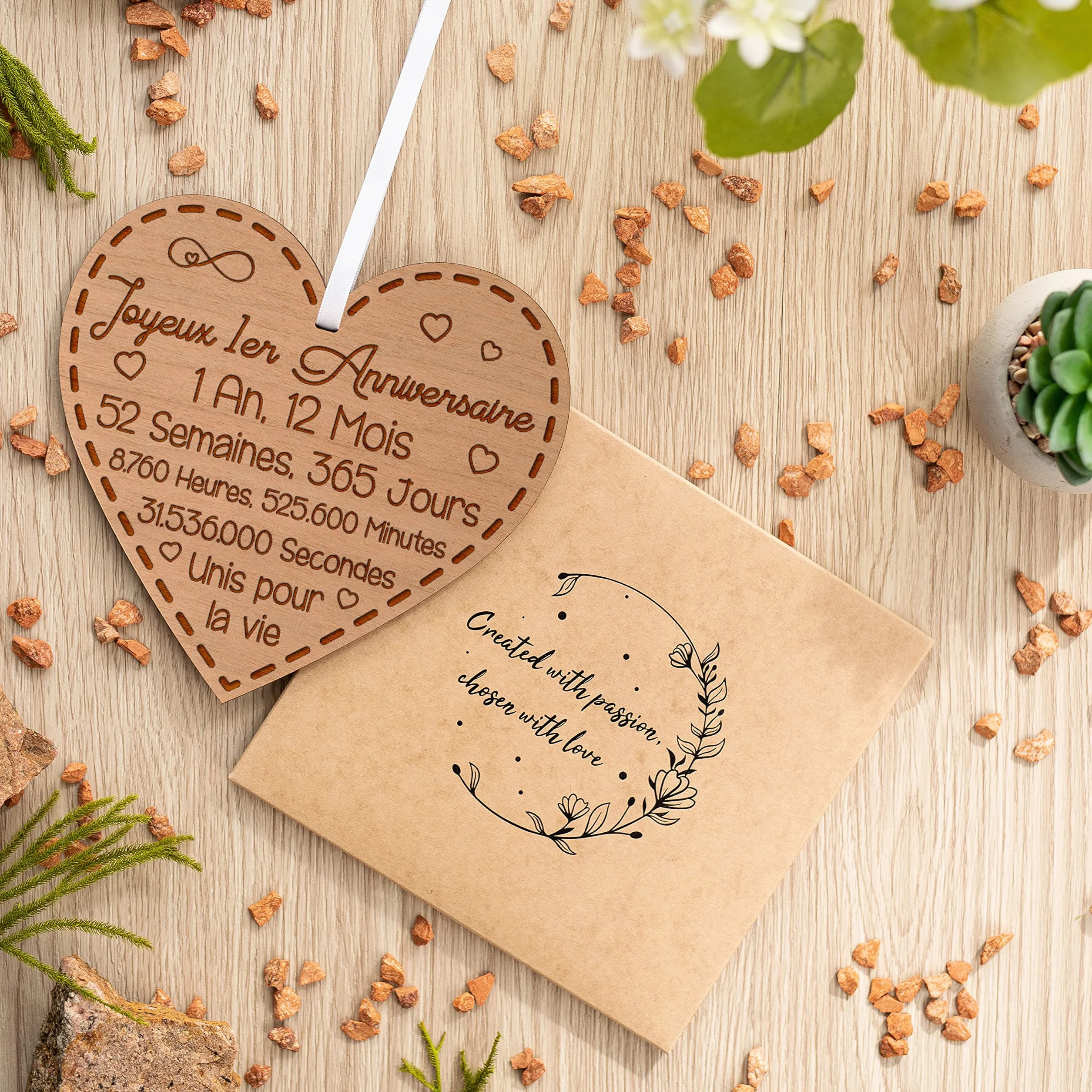 Cadeau Anniversaire de Mariage 1 an - Cœur Gravé en Bois pour Femme Homme