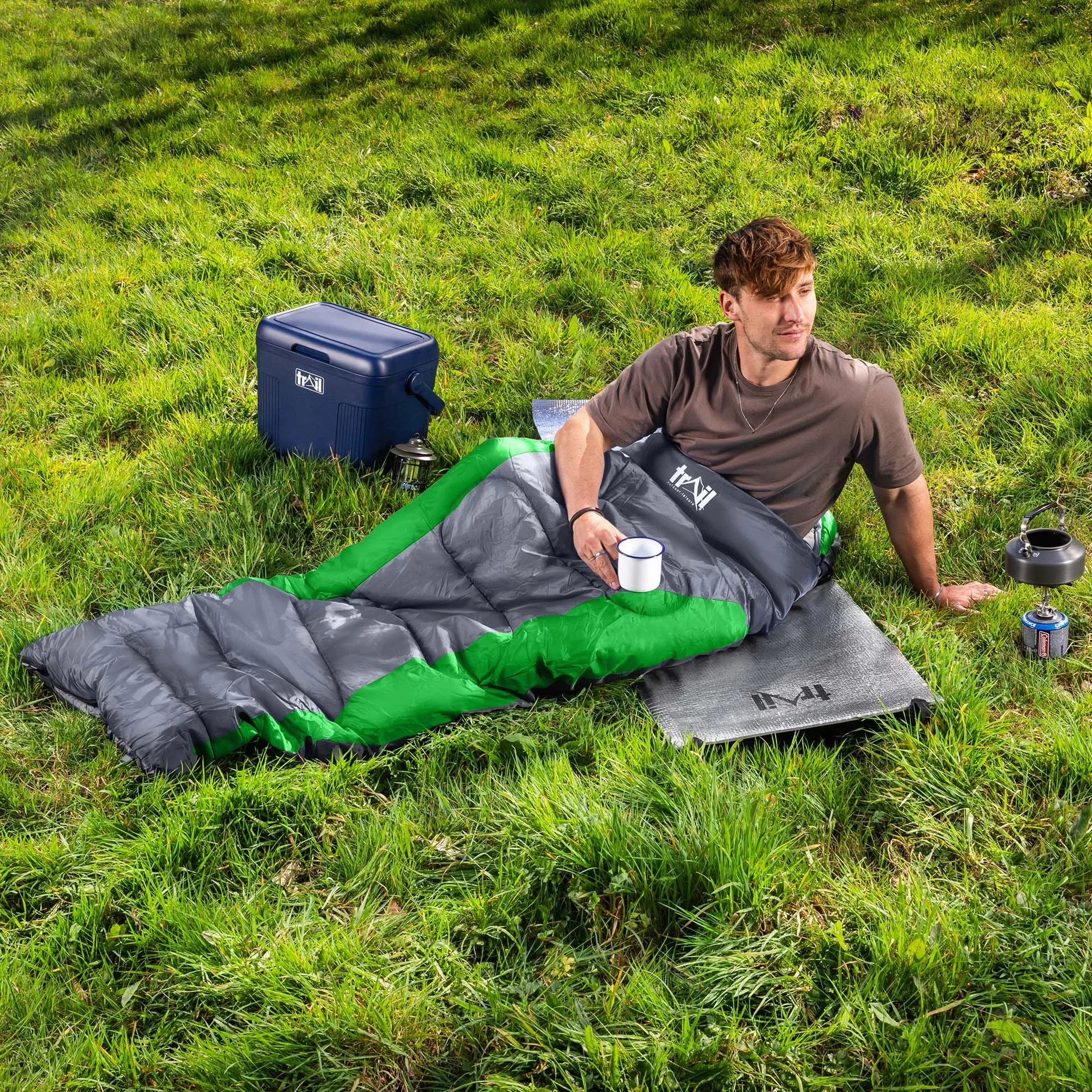 Trail Sac de Couchage Alpine avec Capuche de 250 g (3 Saisons) – Sac de Couchage Adulte Léger avec Capuche et Sac de Rangement