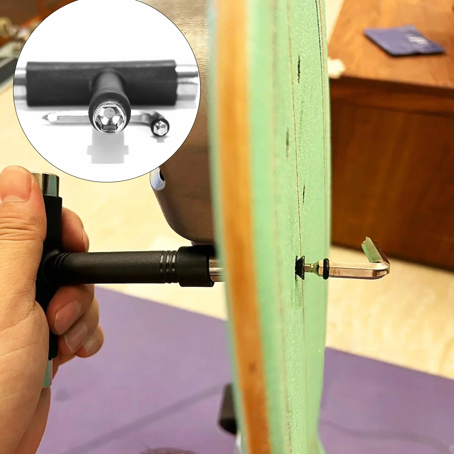 Outils de Skate T Forme Skate Accesoire Tout-en-Un Outil Portable avec Tournevis pour Débogage et Maintenance du Skateboard