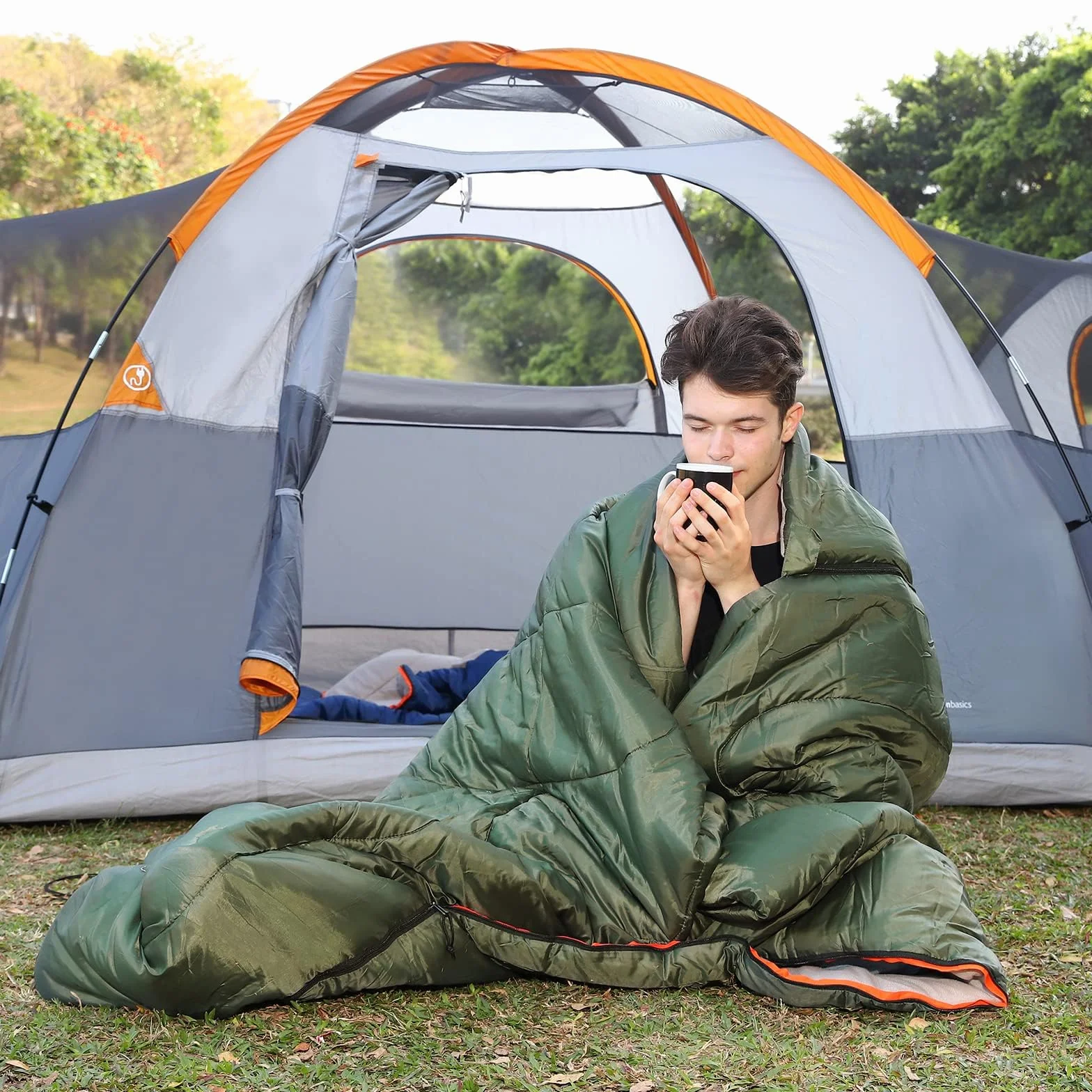 Amazon Basics Rectangulaire Sac de couchage camping randonnée temps froid Double size Vert olive