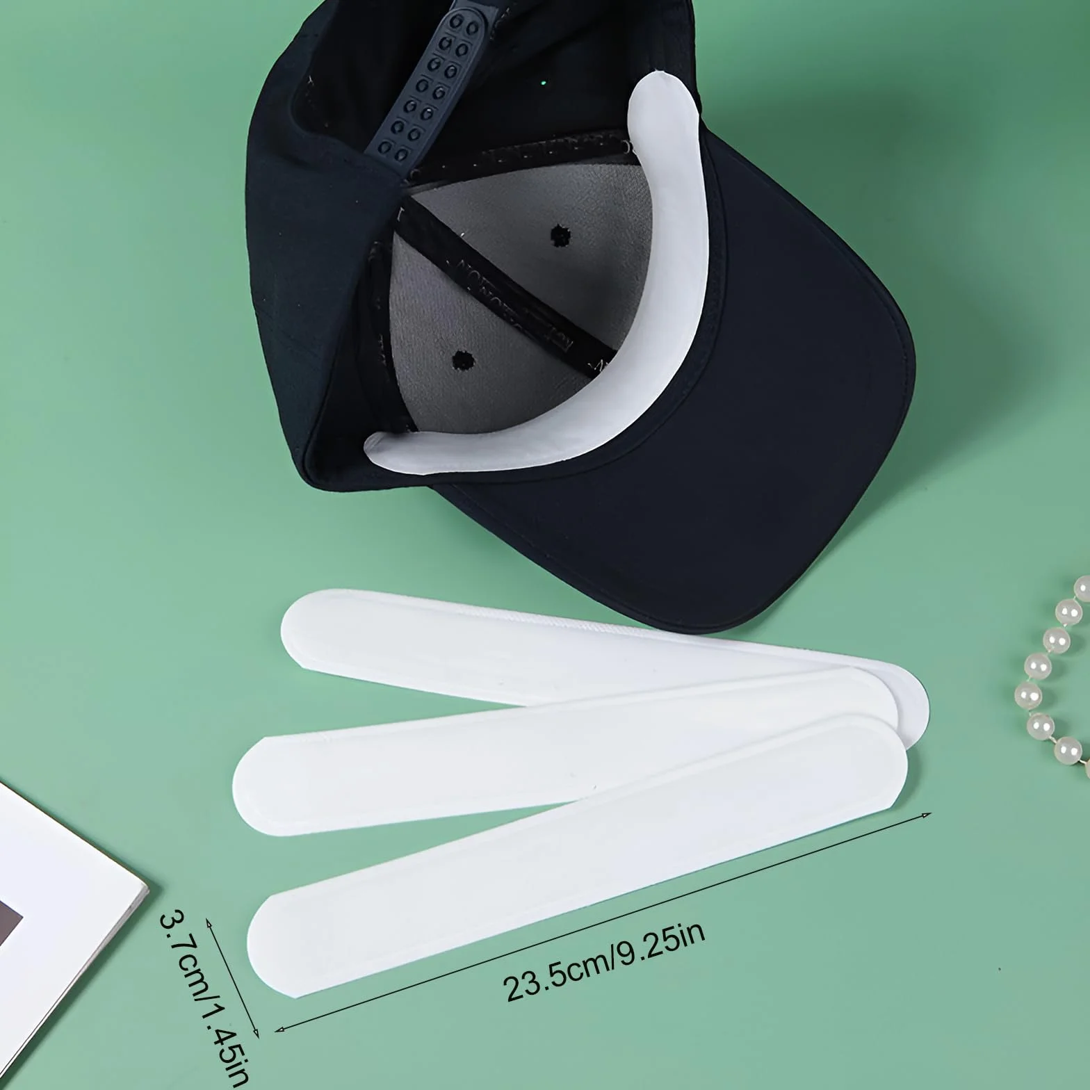 Lot de 50 doublures de sudation pour chapeau de golf, doublure absorbante jetable pour baseball, bande adhésive pour chapeaux, protection contre la transpiration pour homme et femme