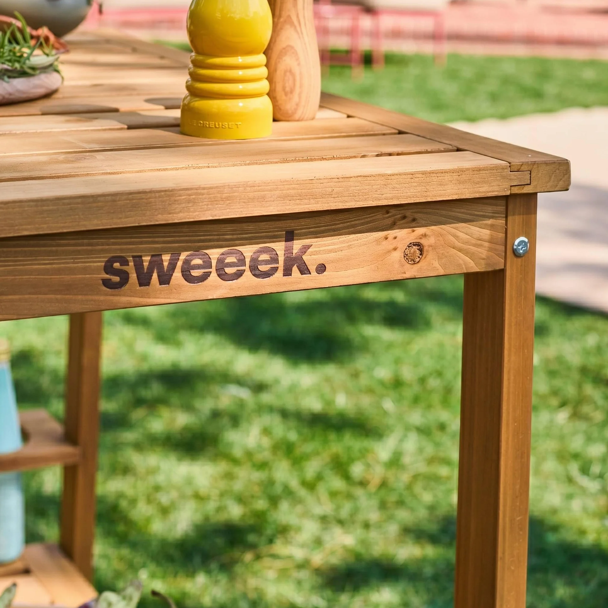 sweeek Desserte extérieure 95 cm en Bois avec Roues et poignée Naturel 95x47x74 cm