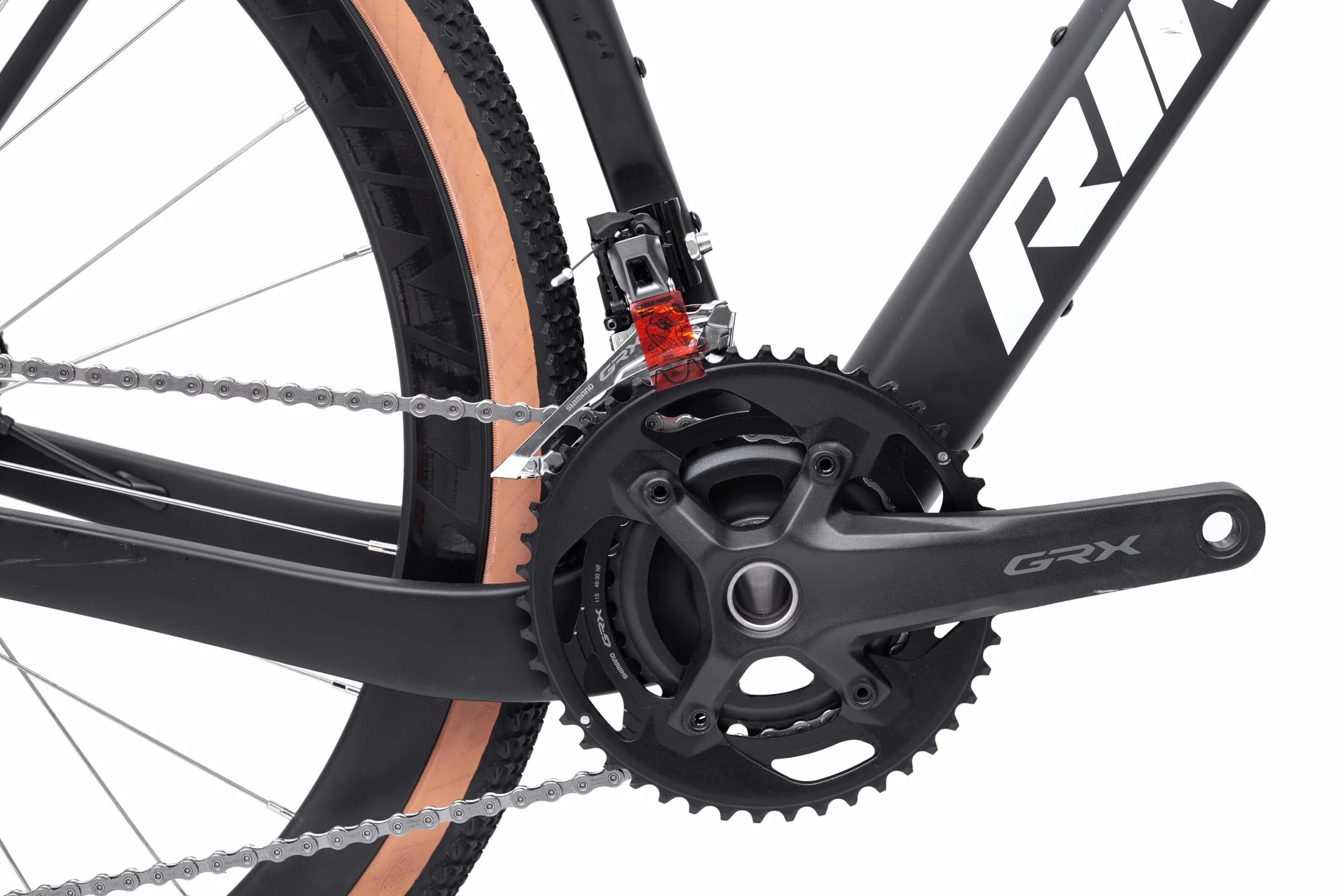 Rinos Sandman 6 Vélo Gravel Carbone 9,8 kg GRX 600 2x11 Vitesses Freins Hydrauliques Pneus 700x40C Bikepacking