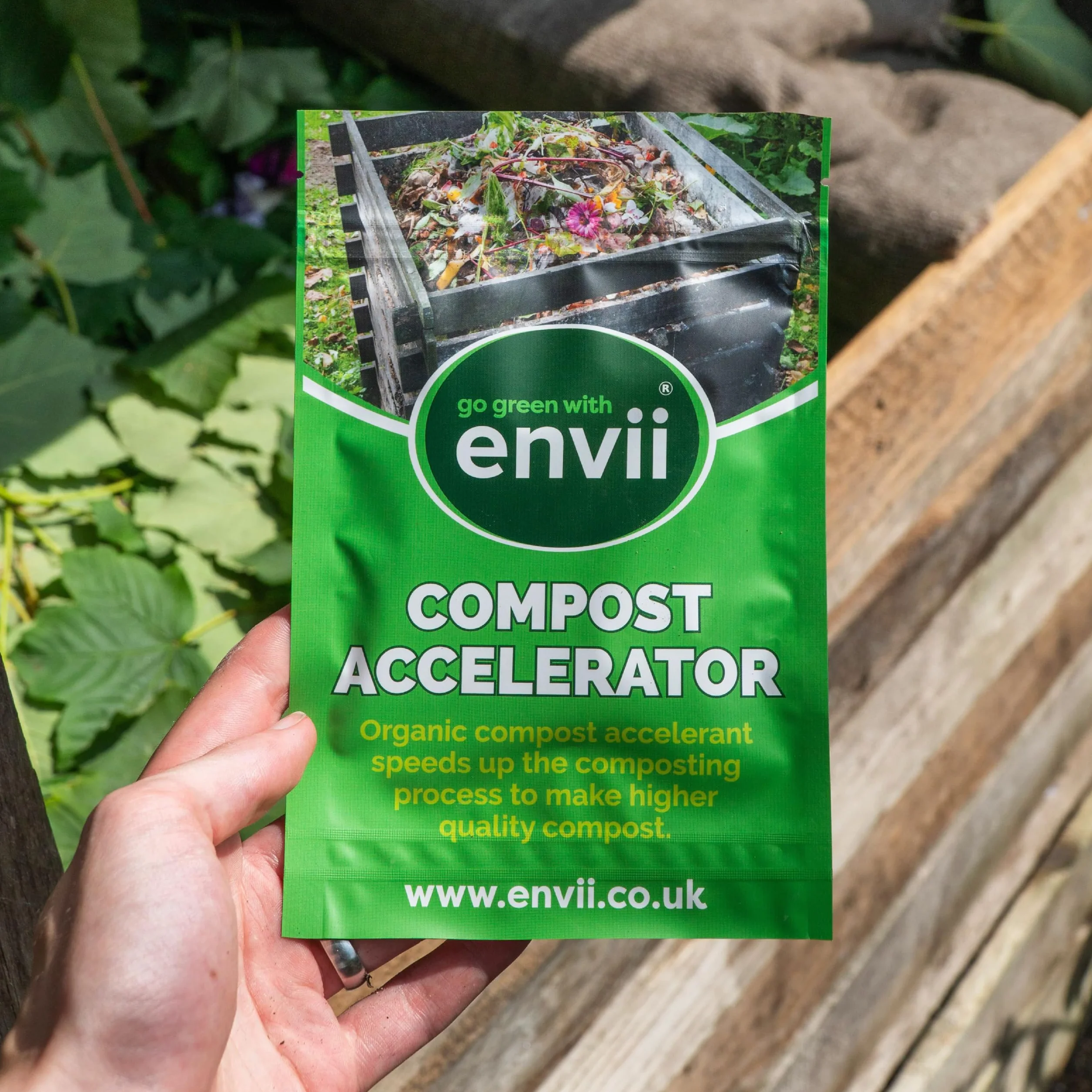 Envii Accélérateur de Compost Bio 12 Comprimés Traitent 1800L