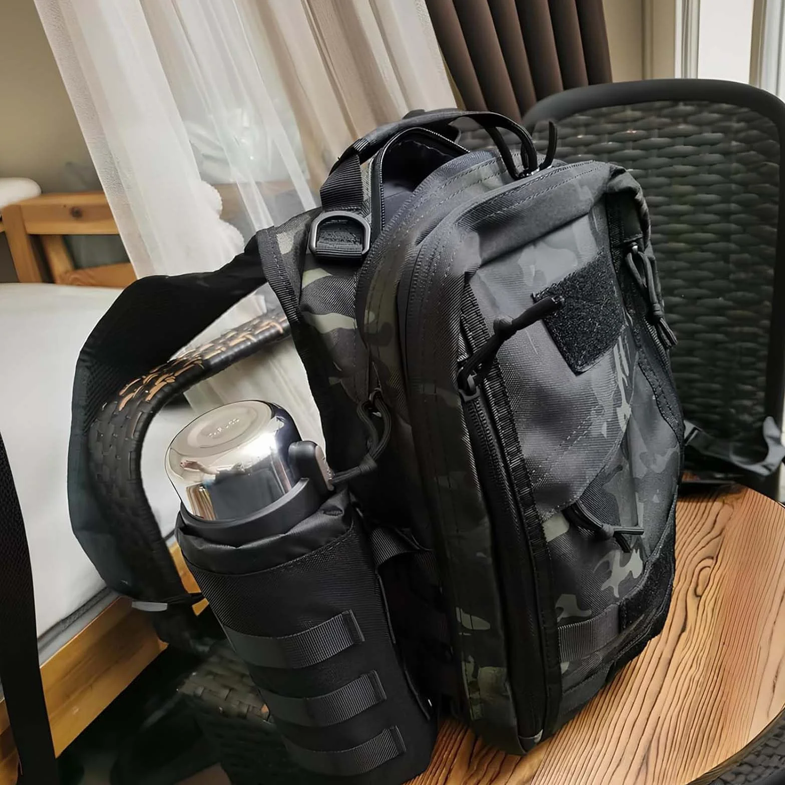 Porte Gourde Porte Gourde Sac à Dos Sac Gourde avec Cordon de Serrage Support Gourde Velo Sac Tactique Porte Gourde Randonnée pour Randonnée, Chasse, Camping, Entraînement