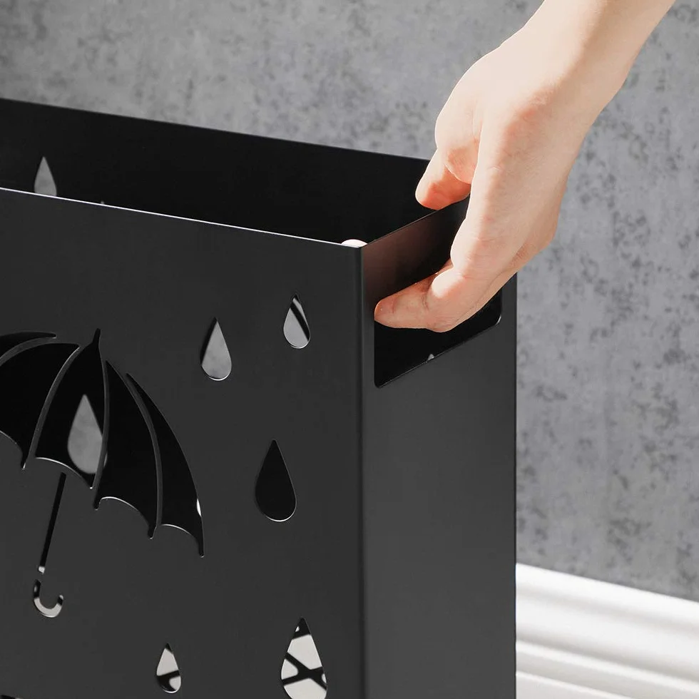 SONGMICS Porte-parapluies métal rectangulaire avec réceptacle d'eau amovible 4 crochets Noir