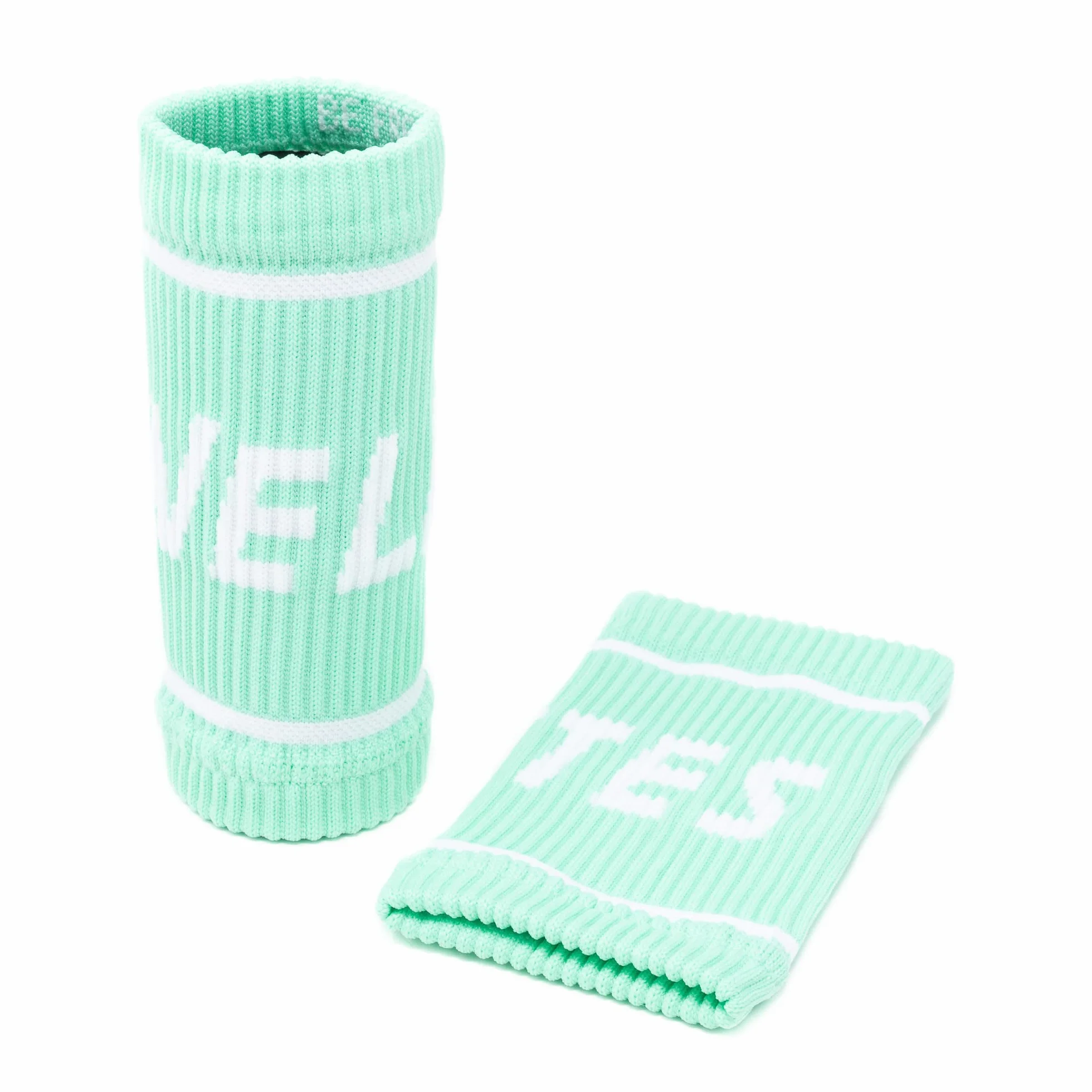 Velites I Poignet en tissu souple vert I Offre un soutien et une sécurité pour vos séances d'entraînement I Pour une meilleure prise de l'haltère I Protège la peau sensible I Taille unique