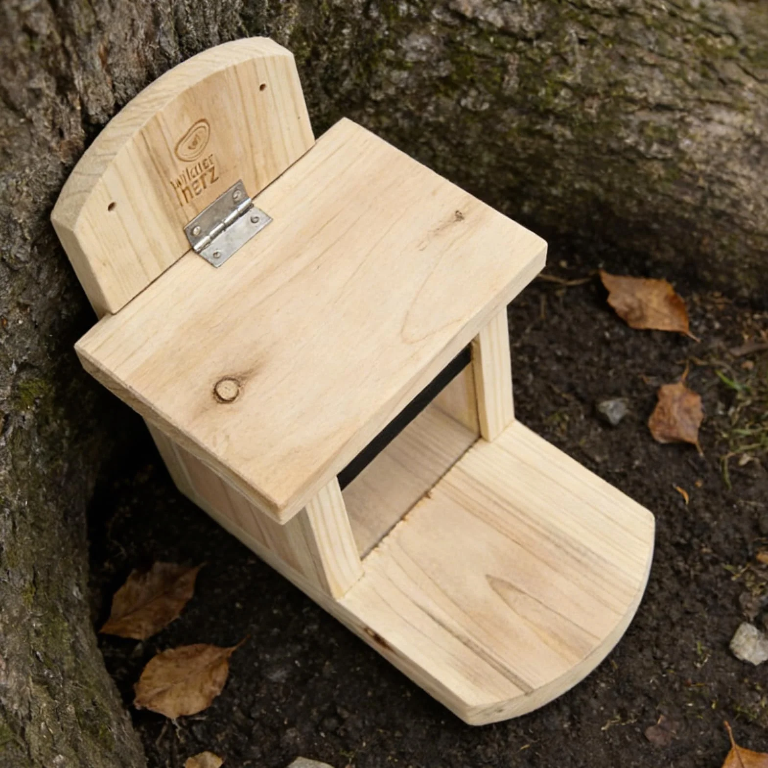 Mangeoire en bois pour écureuils 21 cm station d'alimentation extérieure coupe-vent avec fonction d'hydratation