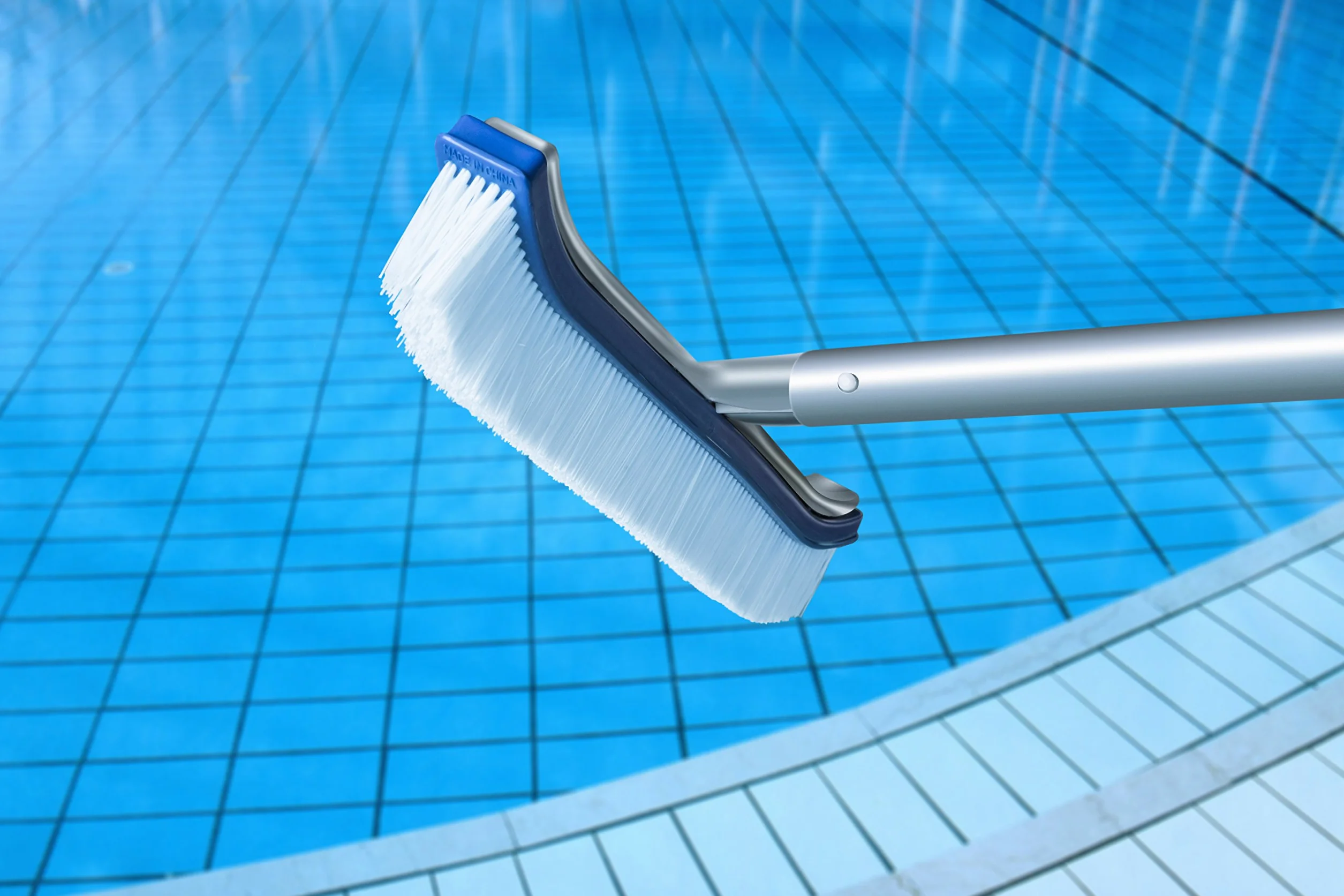Aquatix Pro Brosse de Nettoyage pour Piscine 18" Aluminium Premium Tête de Brosse Heavy Duty