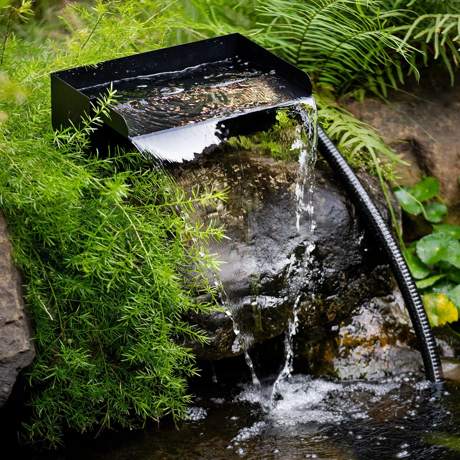 Pompe de bassin Cascade acier inoxydable 20 cm 40 W 2500 l/h pour étang de jardin