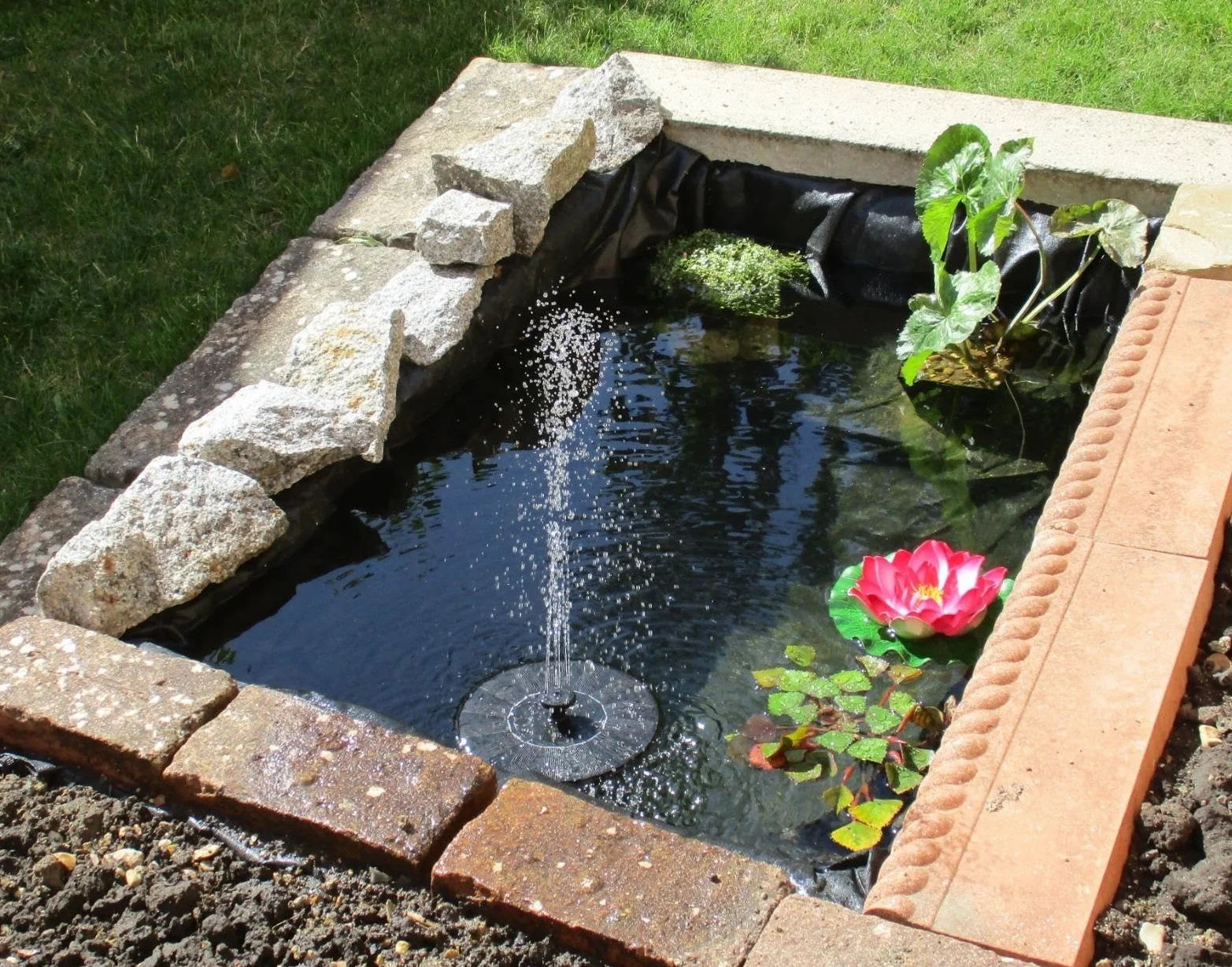 Bache pour Bassin de Jardin 3x2m Robuste Doublure Étang Koi résistante UV intempéries 0.12mm
