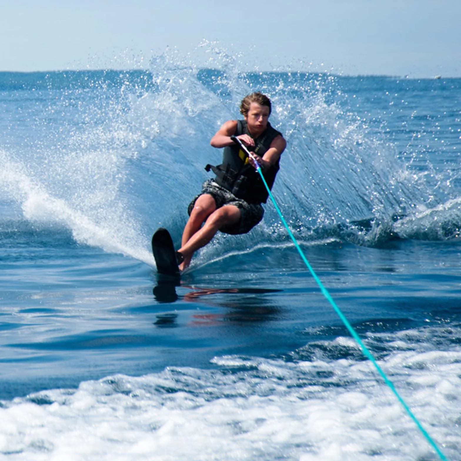 BESPORTBLE Wakeboard Corde de Ski Nautique réglable avec poignée Flottante pour Bateau à 4 Sections 16 brins 725,7 kg pour Ski Nautique, Skis, Bateau