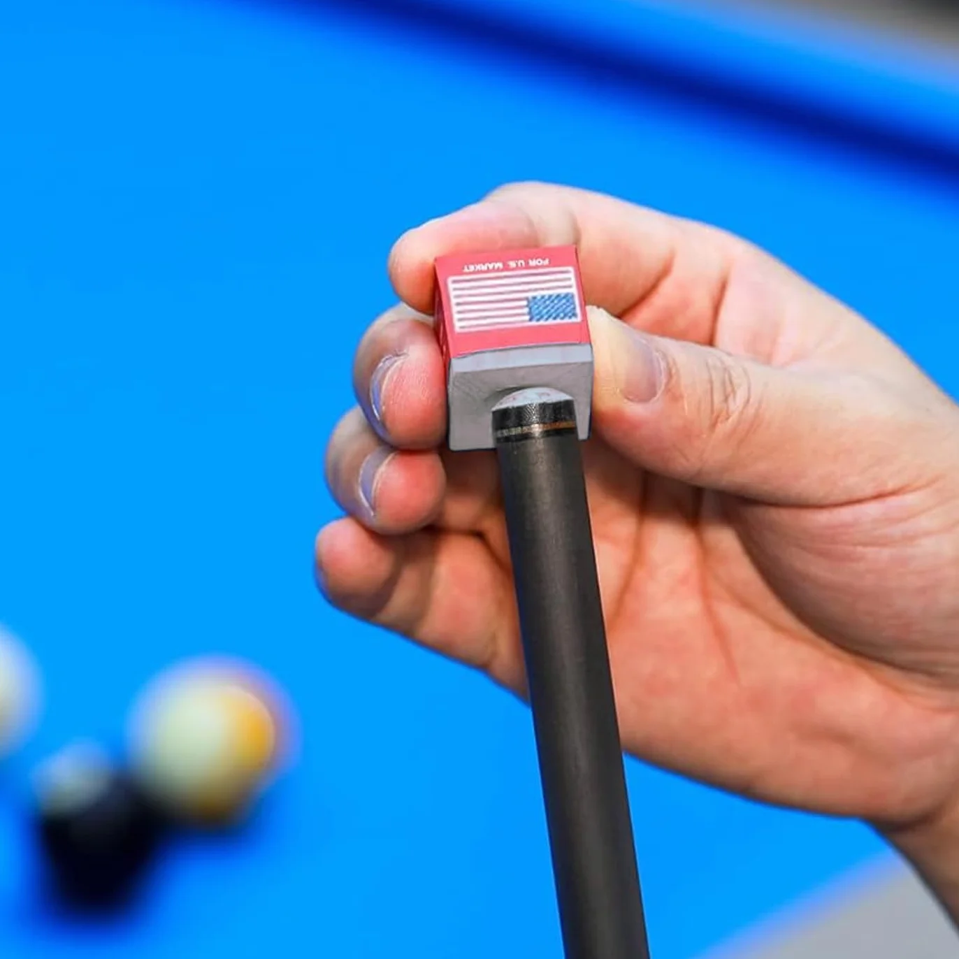 Craie de Billard Gris, Boîte de 12 Cubes Standards 21 mm, Craie pour Queue de Billard et Snooker, Adhérence Fine et Dense pour Contrôle, Effet et Précision de Tir