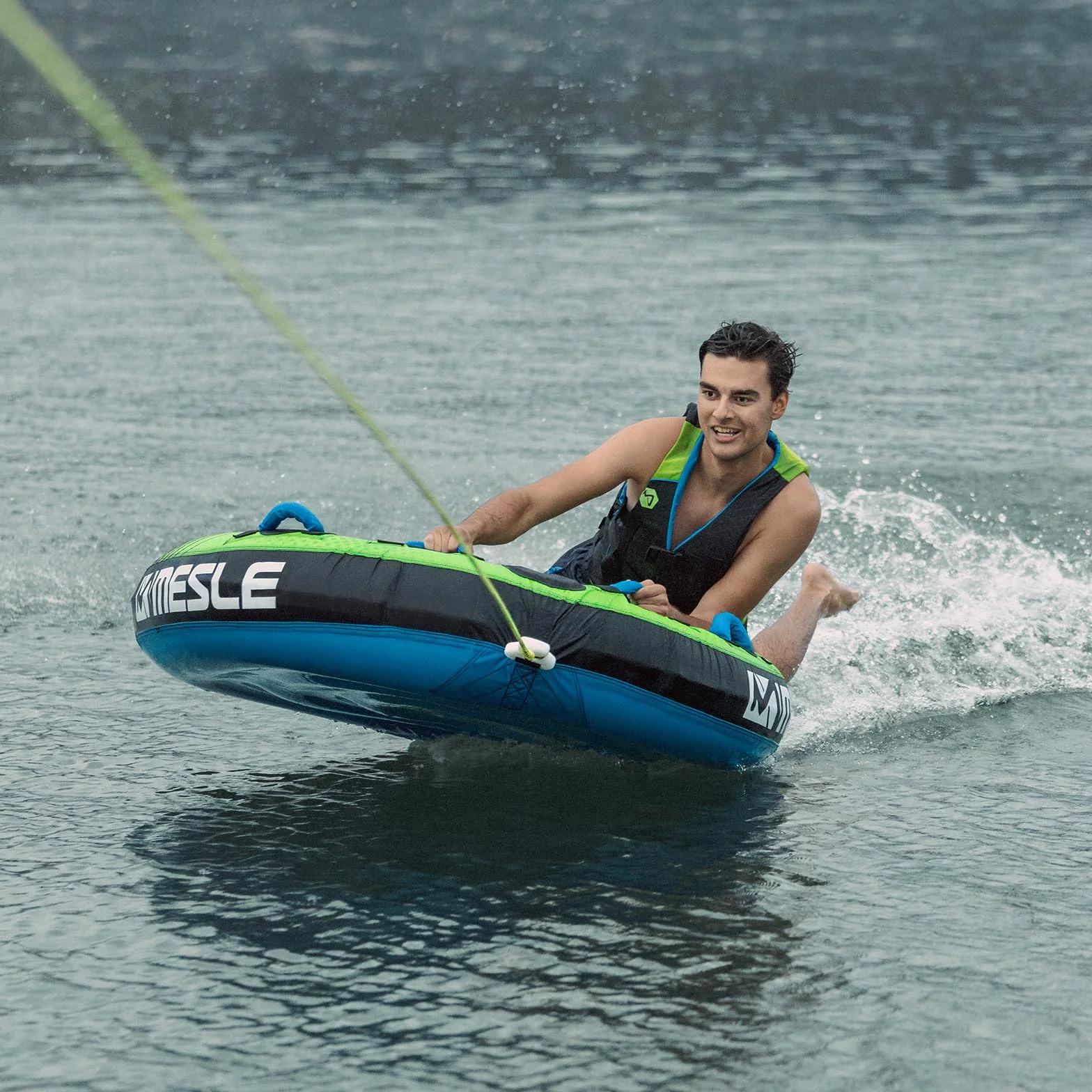 Mesle Pack Bouée Tractée Vapor 2-3 Personnes avec Corde, Gonflable Bouée Bateau & Jet Ski Nautique