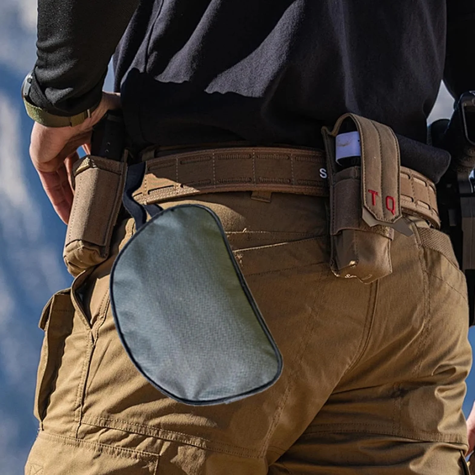 Étui pour crampons d'escalade sur glace : support en nylon renforcé, sangle réglable, capacité de protection et utilisation, stockage de matériel longue durée | de sécurité ara ave