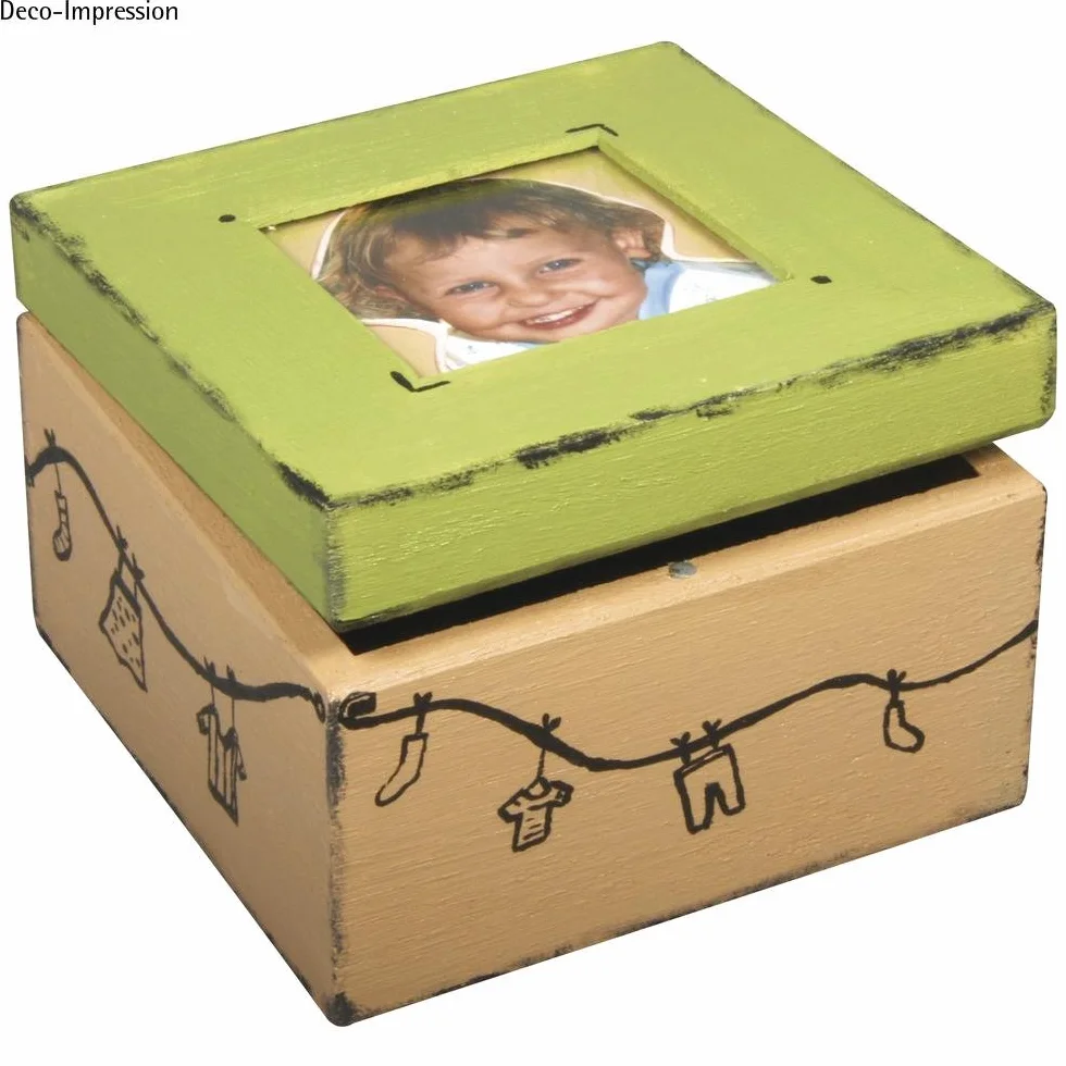 Rayher boîte en bois avec couvercle FSC 12x12x7,6cm beige