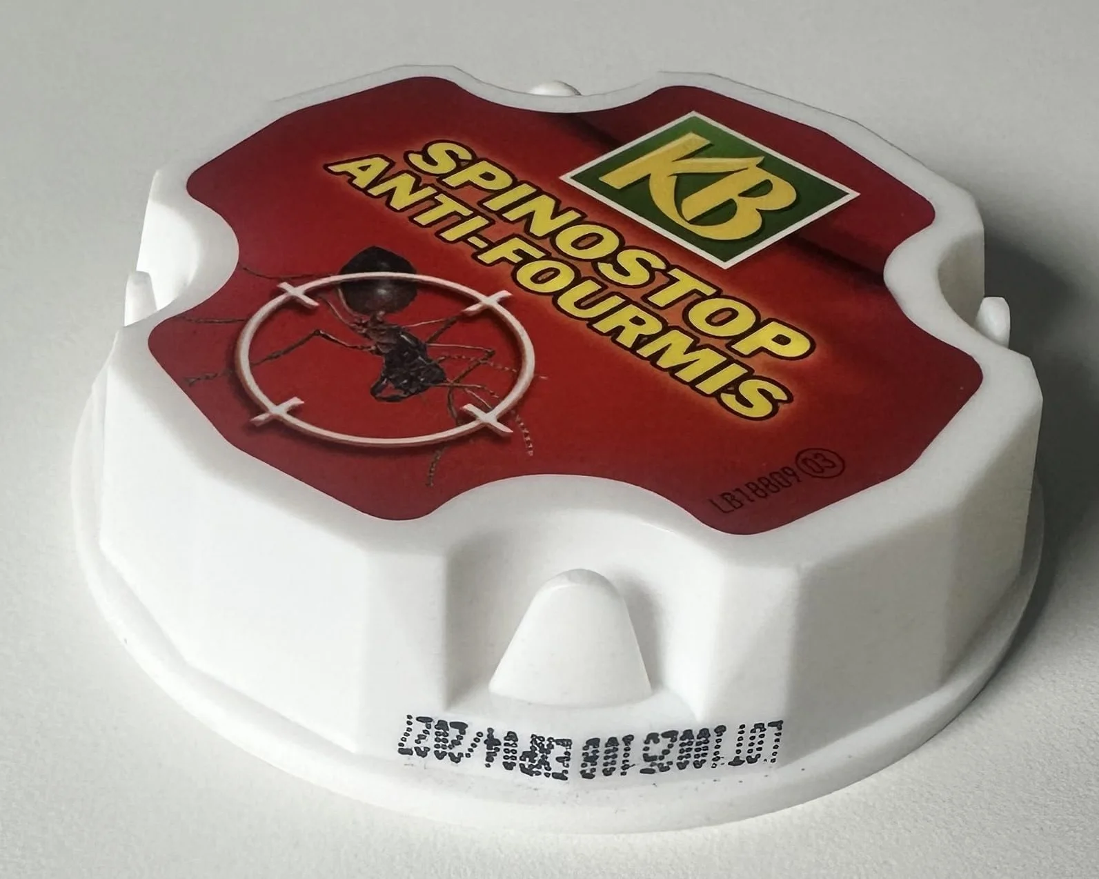 KB HOME DEFENSE Spinostop Anti-Fourmis Appâts 4x10g – Élimine Nid Larves – Spinosad Intérieur Extérieur