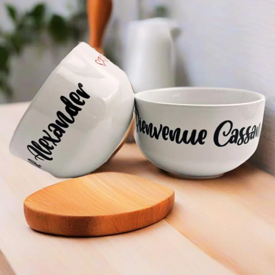 Bol en céramique personnalisable avec message – Grand bol petit-déjeuner – Cadeau unique anniversaire, fête des mères, Noël – Design petits cœurs
