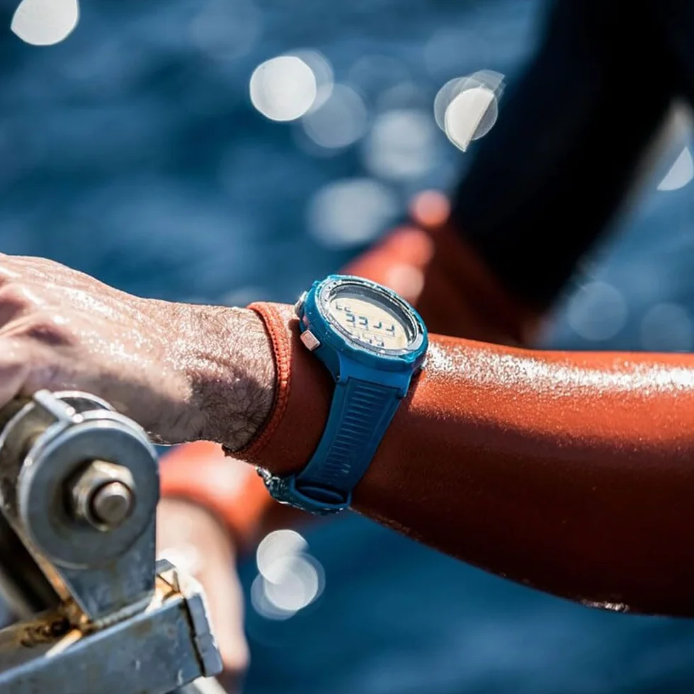 Aqualung i200C - Ordinateur de plongée, Bluetooth, Quatre Modes de Fonctionnement, Navigation intuitive, idéal pour la plongée sous-Marine