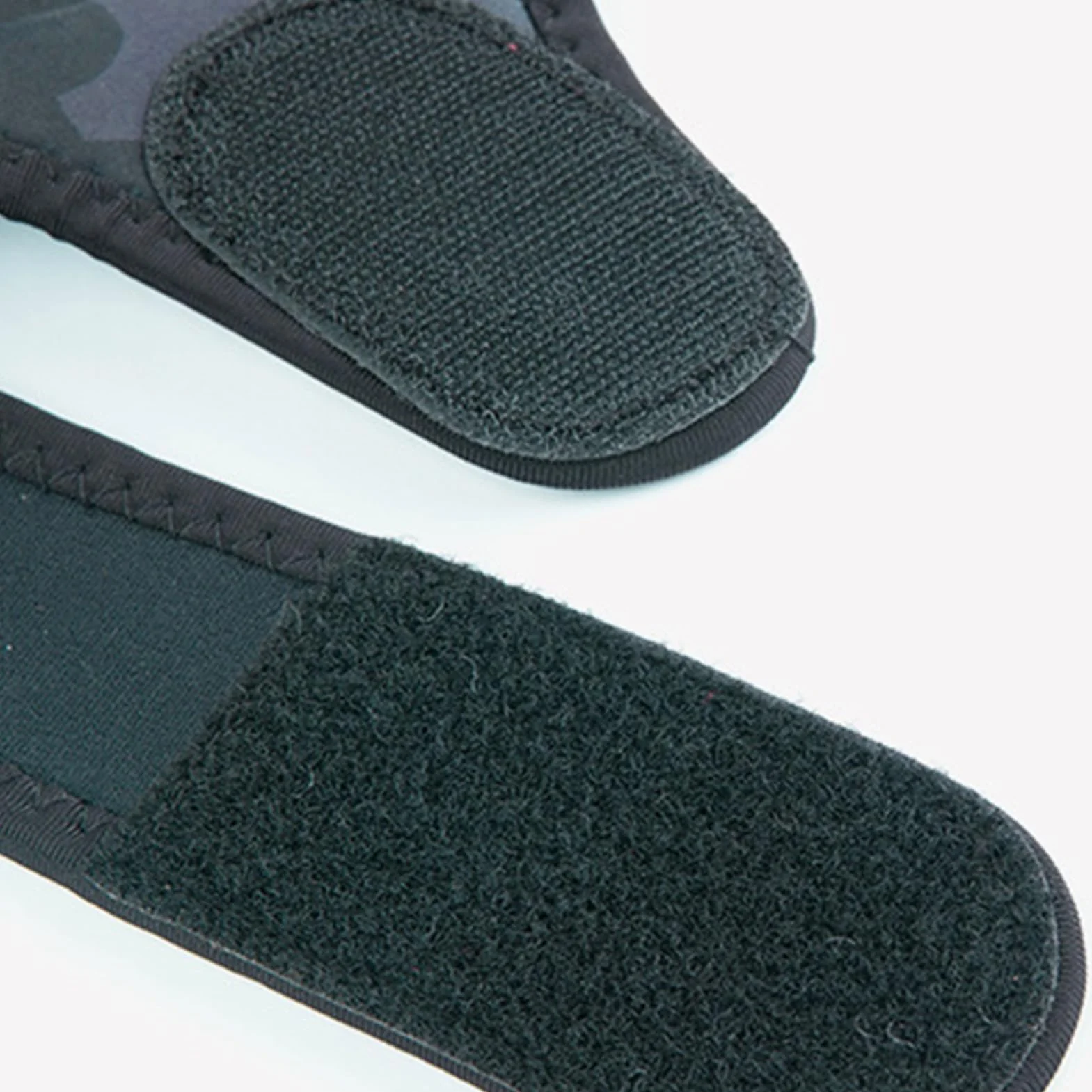 Capuchon de plongée 2 mm | Chapeau de surf en néoprène léger et isolant, accessoire anti-connecté et anti-UV pour sports nautiques, tête et oreilles de protection, idéal pour le surf, paddle, apn