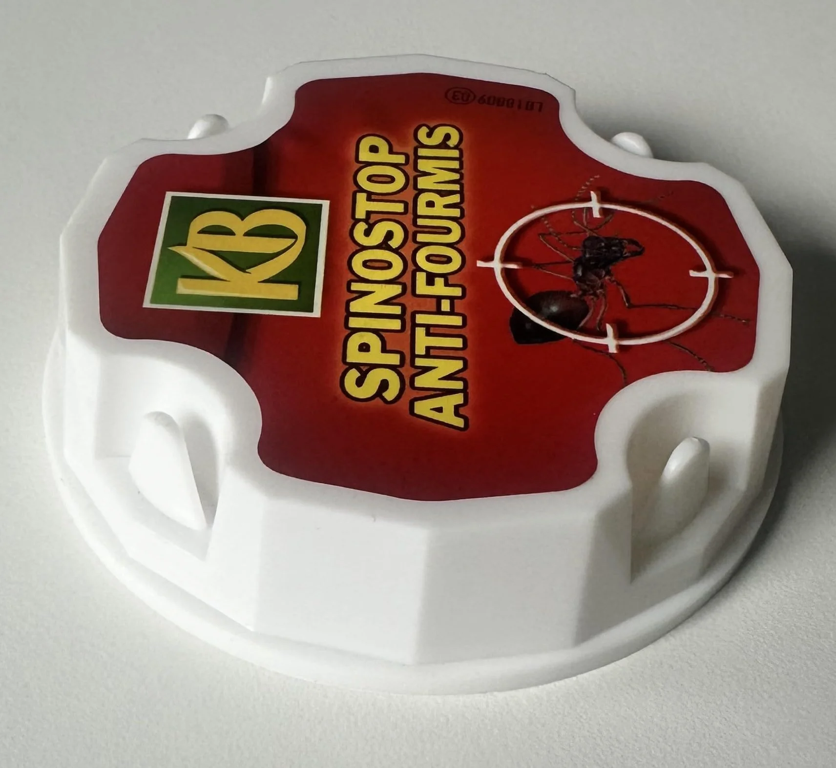 KB HOME DEFENSE Spinostop Anti-Fourmis Appâts 4x10g – Élimine Nid Larves – Spinosad Intérieur Extérieur