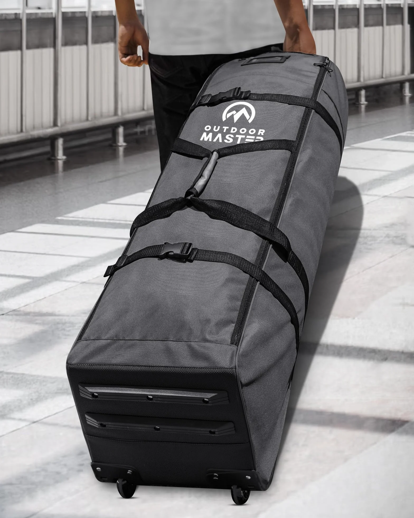 OutdoorMaster Sac de Voyage rembourré avec Roues renforcées, Oxford 900D très résistant à l'usure et imperméable, Sac de Golf Souple