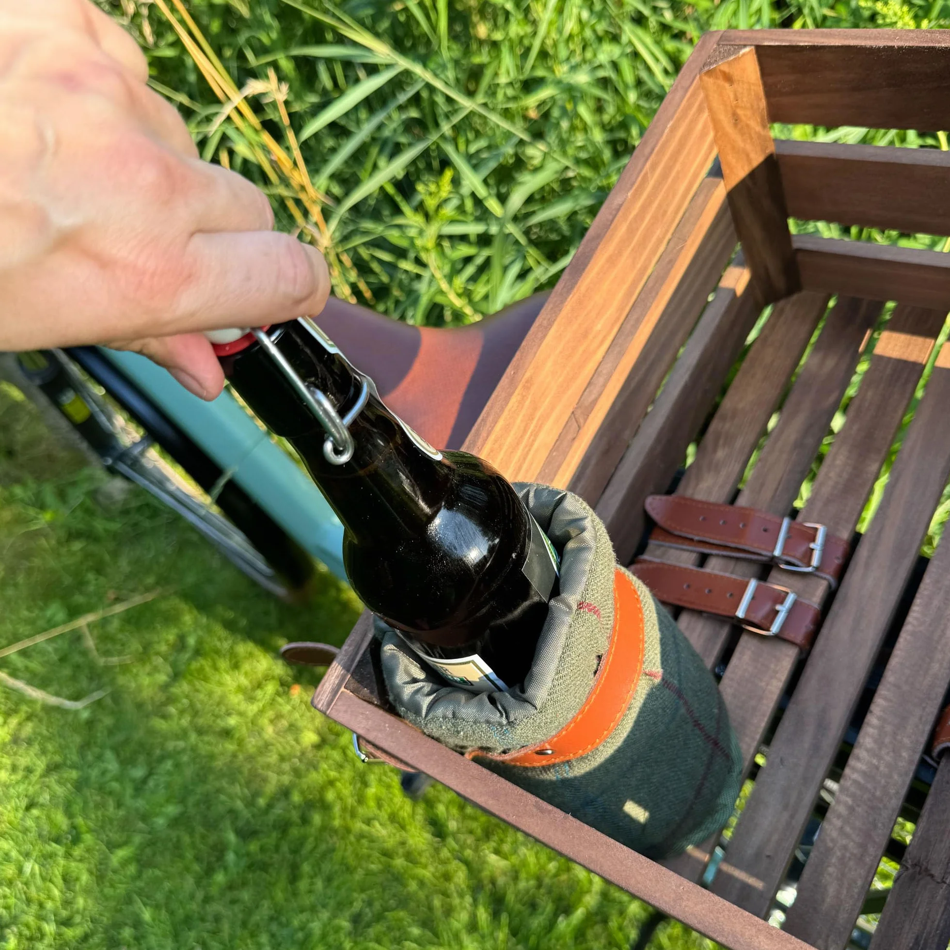 UNUS Caisse pour vélo avec panier arrière en bois, couverture de pique-nique et porte-bouteille