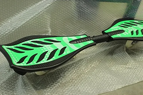 DiversitySport Waveboard avec roues clignotantes, Green With Design