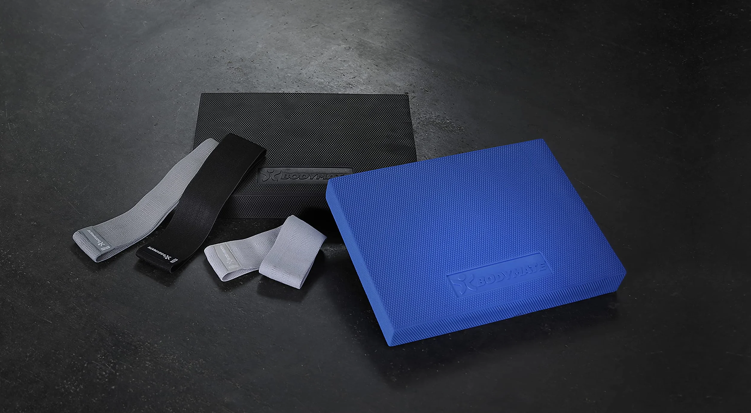 BODYMATE Tapis d'équilibre/Coussin d'équilibre/Balance Pad - Mobilité, équilibre, rééducation + Fitness, Yoga & Pilates - Différentes Tailles et Couleurs
