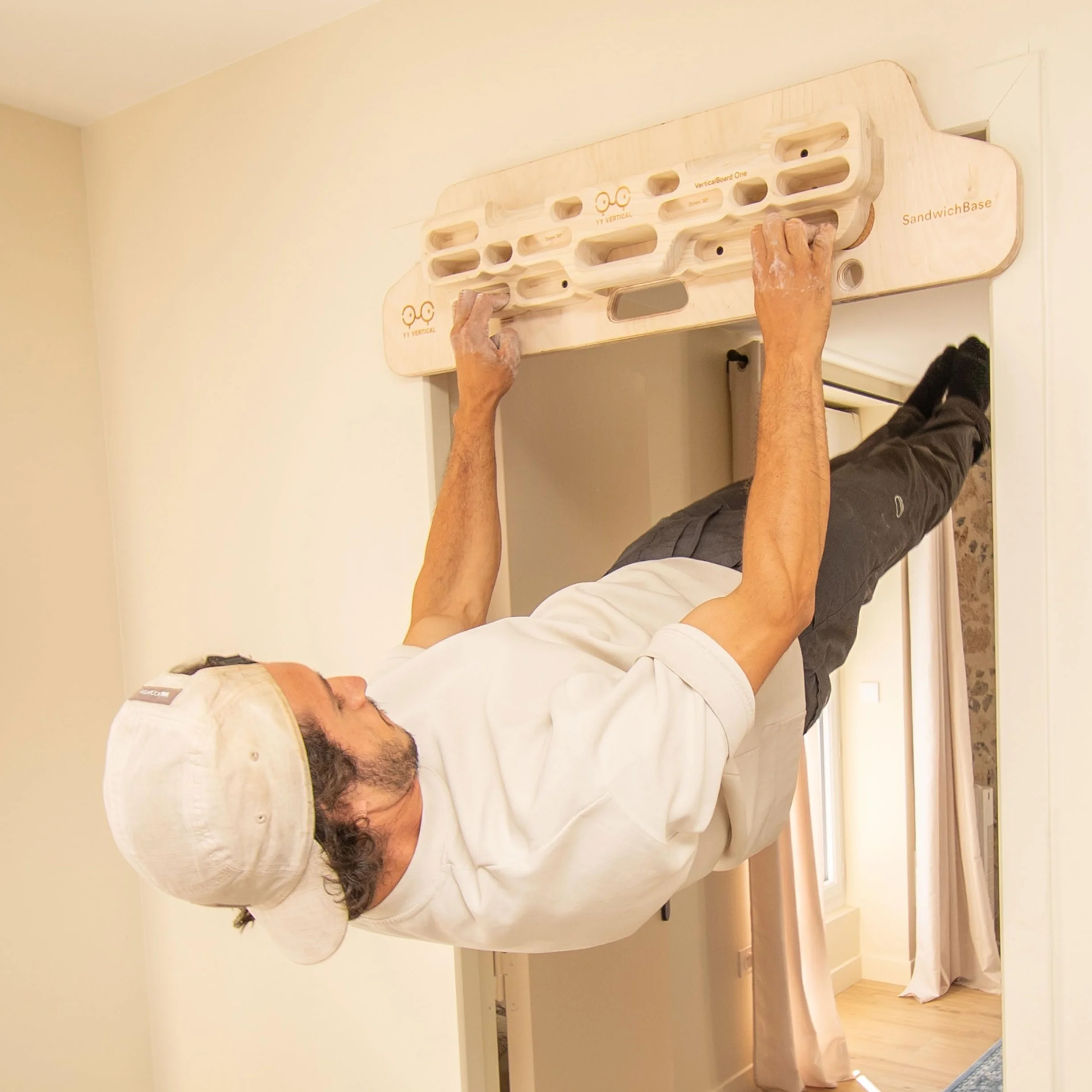 YY Vertical - SandwichBase, Le Support idéal pour Les poutres d'escalade, Installation sur Porte, Parfait pour l'entraînement à la Maison (Poutre Non inclue)