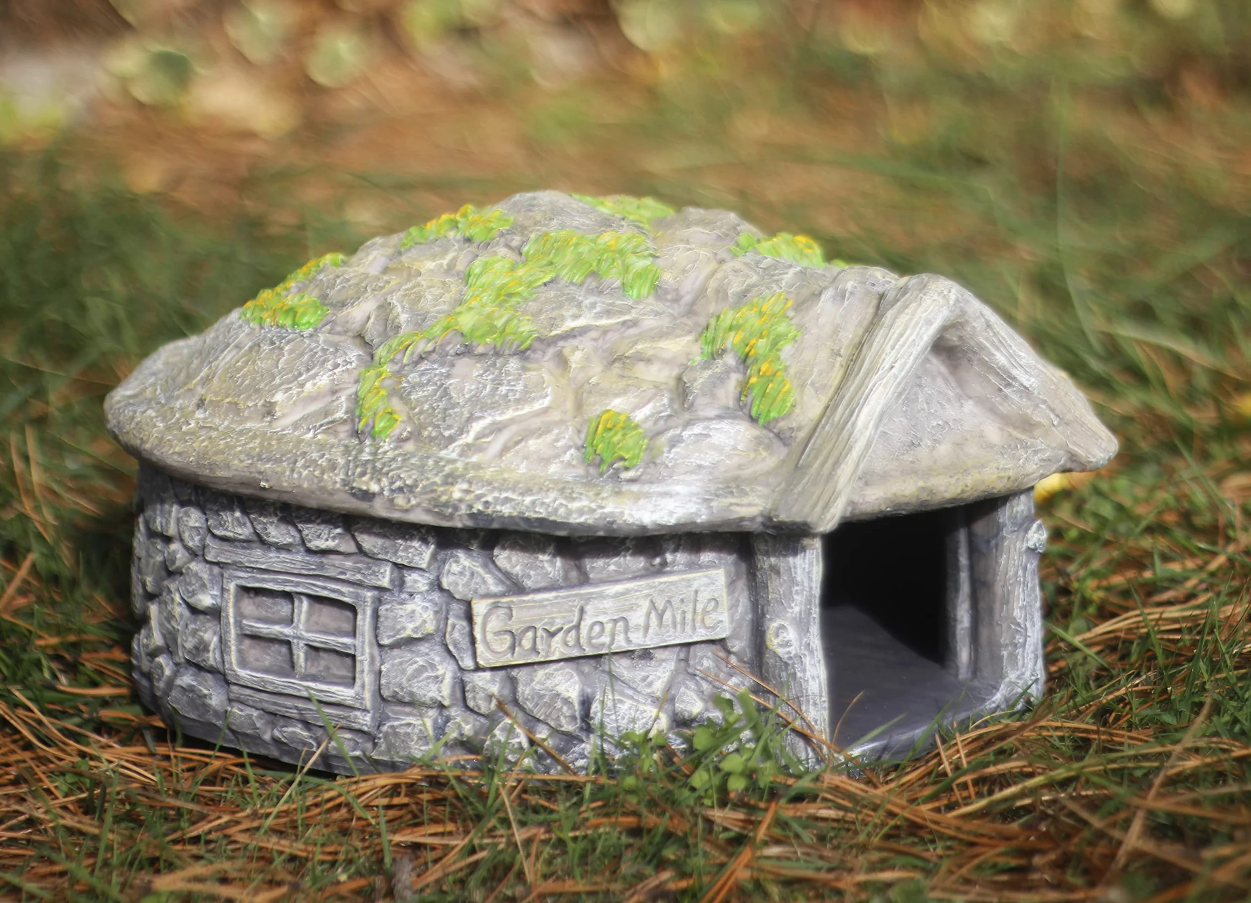 Garden Mile Maison de hérisson et abri d'hibernation en résine durable résistant aux prédateurs Habitat extérieur
