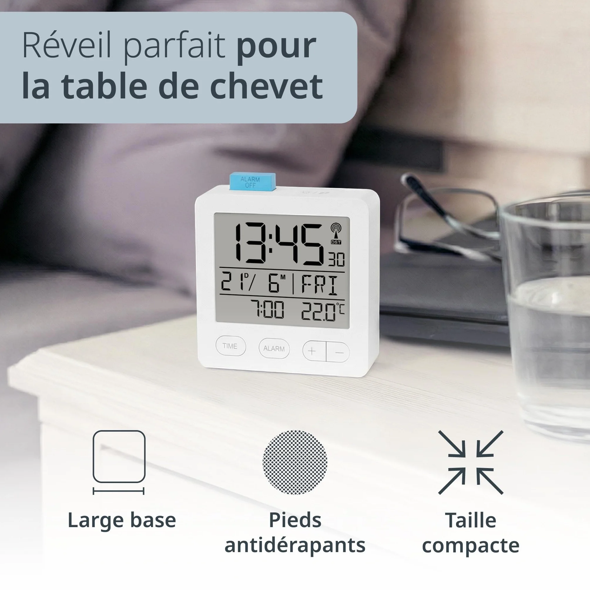 ADE Réveil Radio-piloté Numérique avec Piles, Horloge Radio-pilotée, Température, Date, Blanc