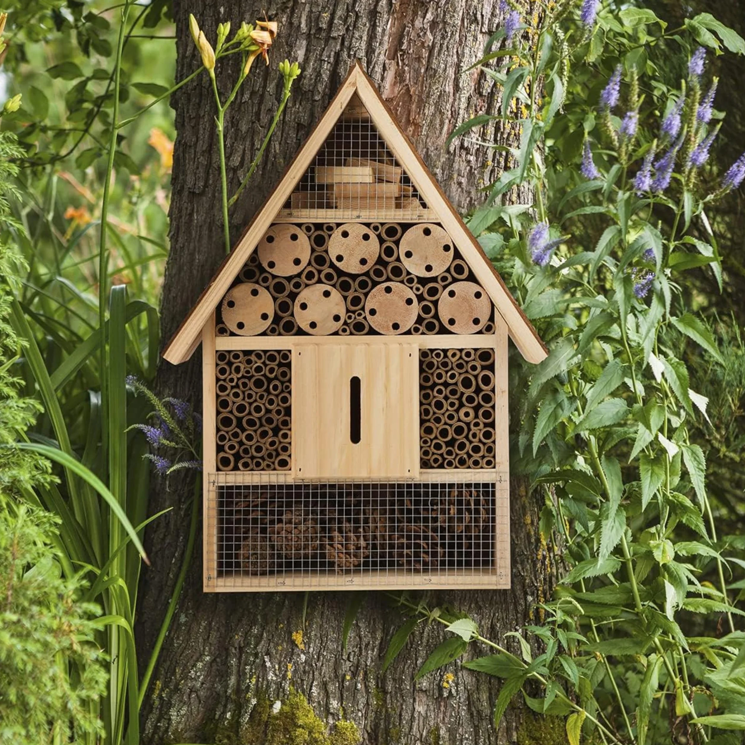Hotel à Insectes en Bois avec Toit en écorce 40cm pour Abeilles Coccinelles Papillons