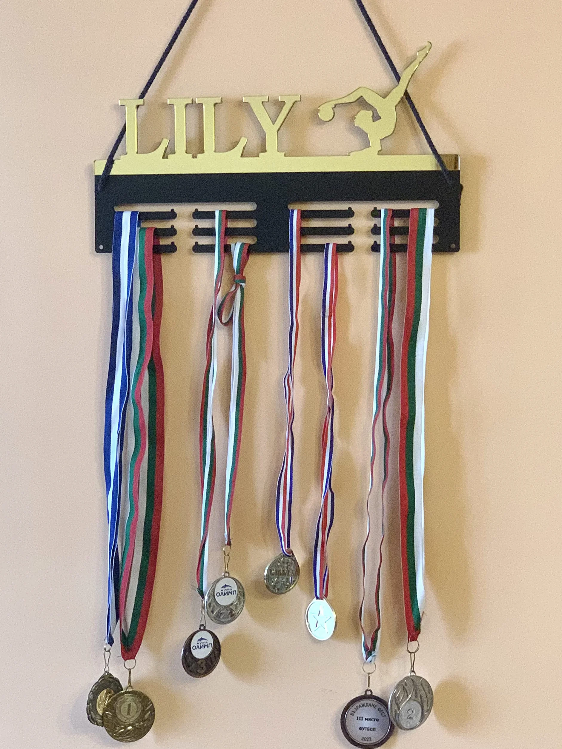 Porte-médailles en métal FranJohnsonHouse Luxe, Personnalisé prénom, étoile et trophée, Cintre de médaille, Cadeau sportifs