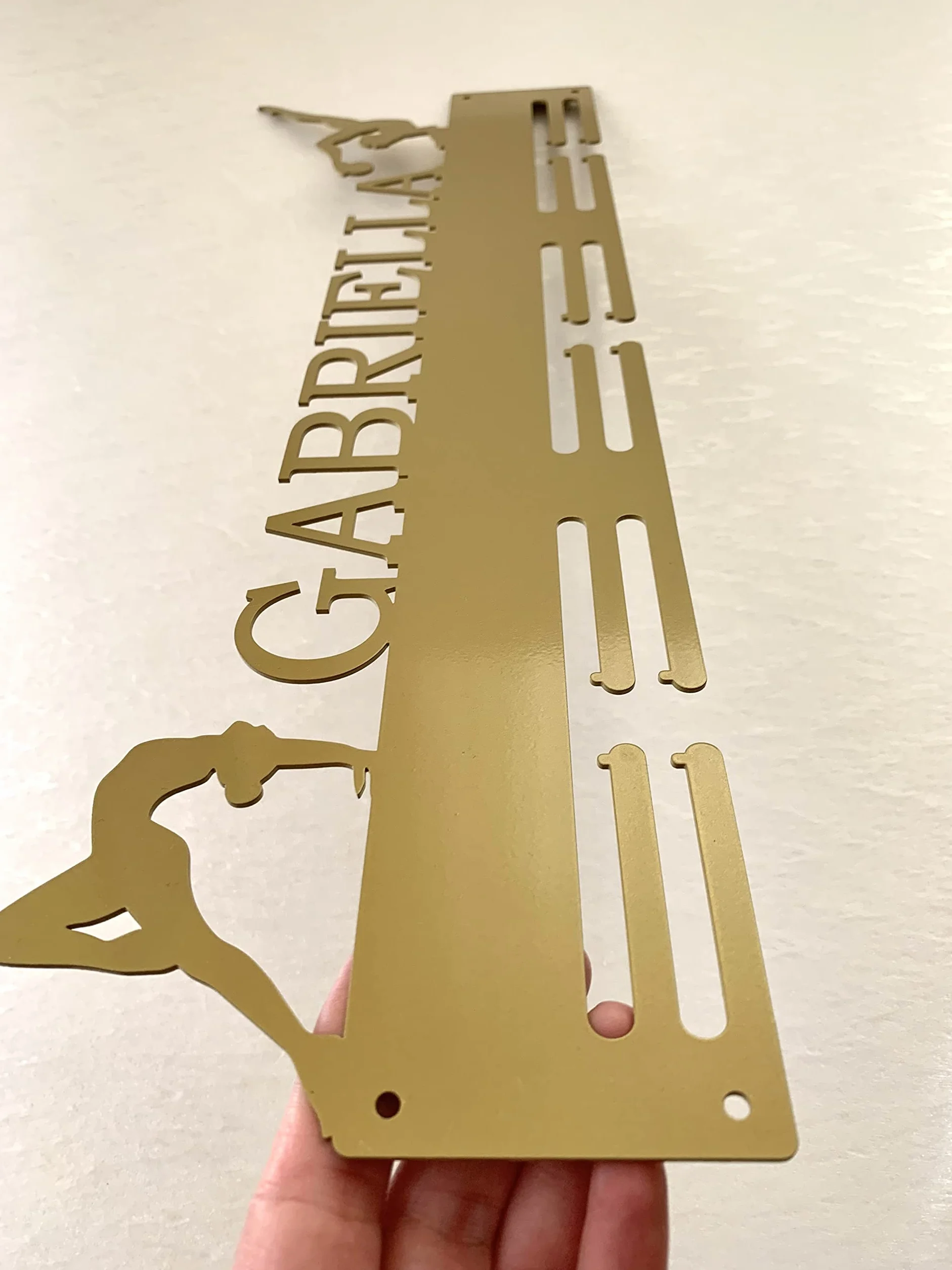 Porte-médailles pendante de gymnastique en métal personnalisé prénom, présentoir à médailles sport pour femme, décoration murale