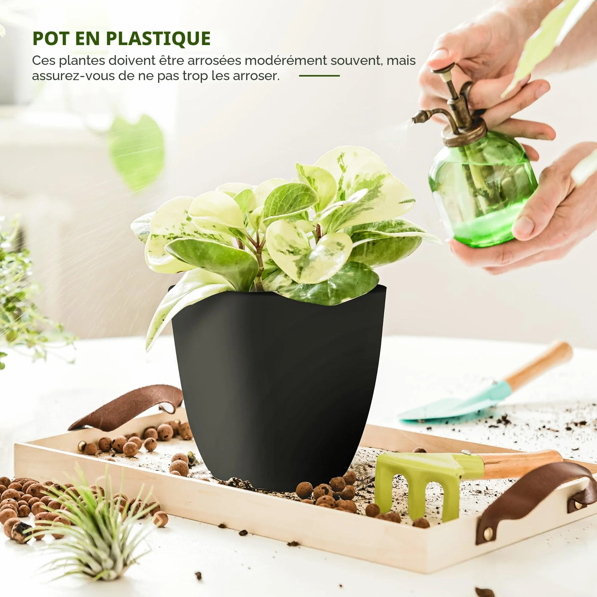 Utopia Home Lot de 5 Pots de Fleurs 18/17/15/13/12 cm avec Soucoupe Noir pour Intérieur