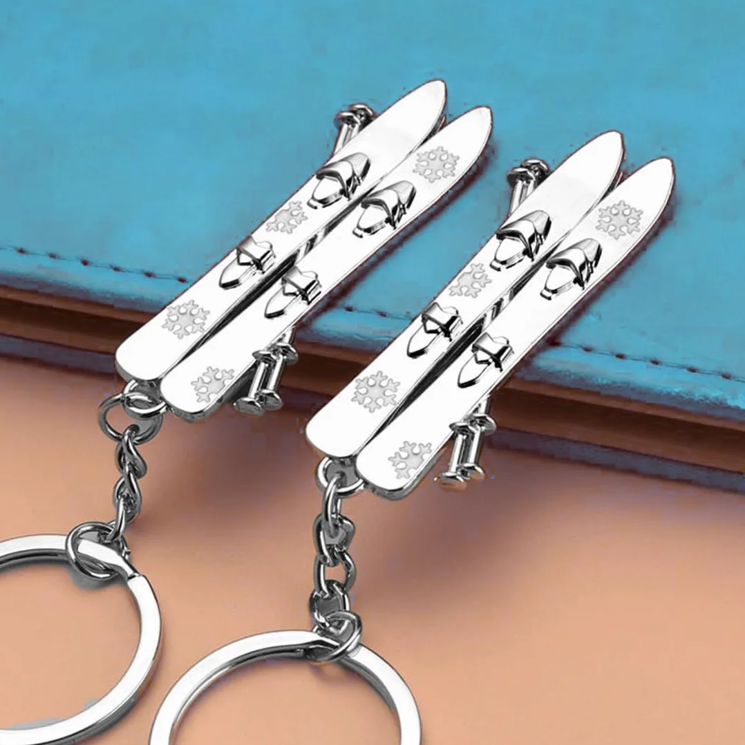 Porte-clés sport d'hiver 2 pièces porte-clés de ski, décoration de bijoux créatif, souvenir pour les sports d'hiver, cadeau pour les amoureux du ski