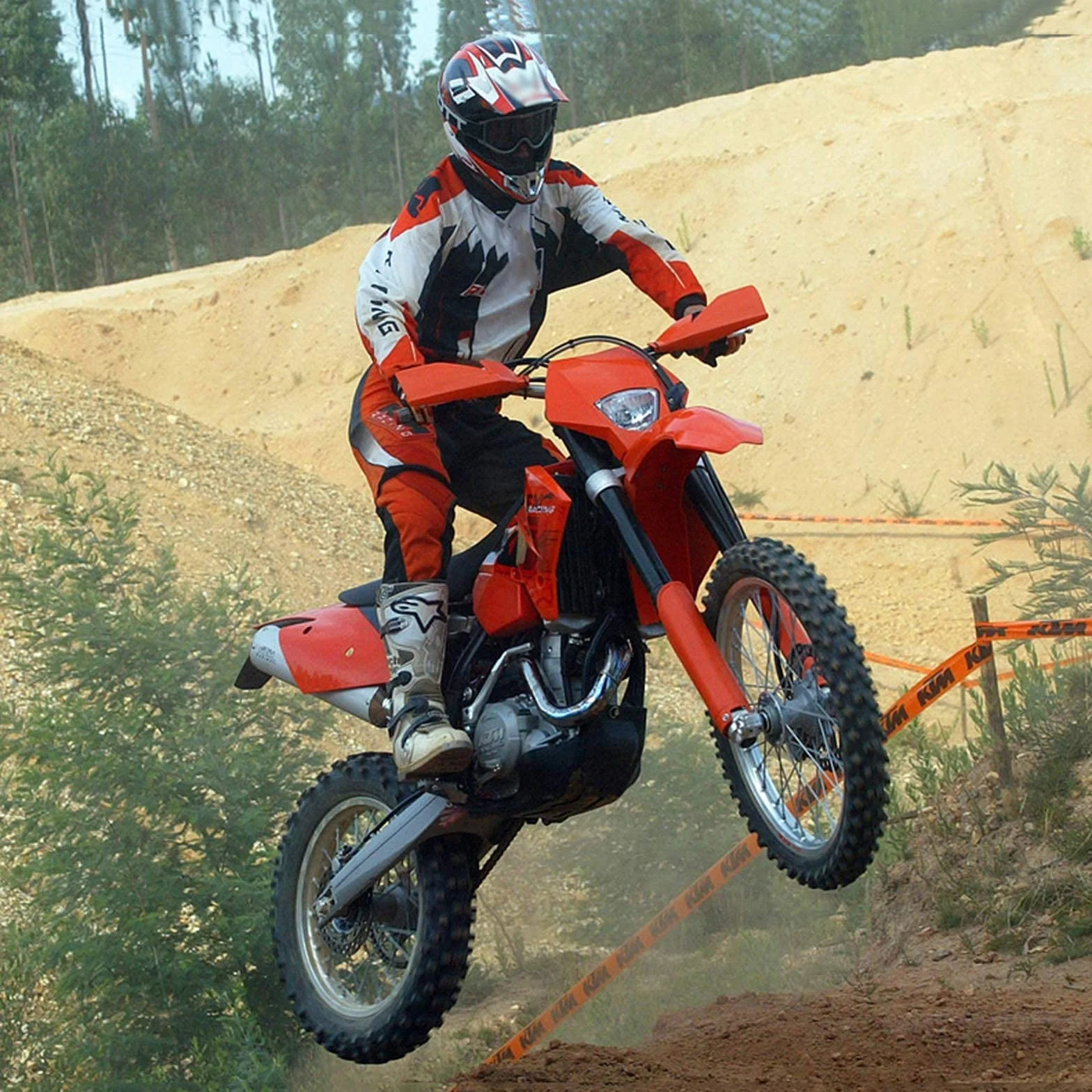 Casque Motocross Enfant avec Lunettes Masque Gants Toile d'Araignée Intégral MX Enduro