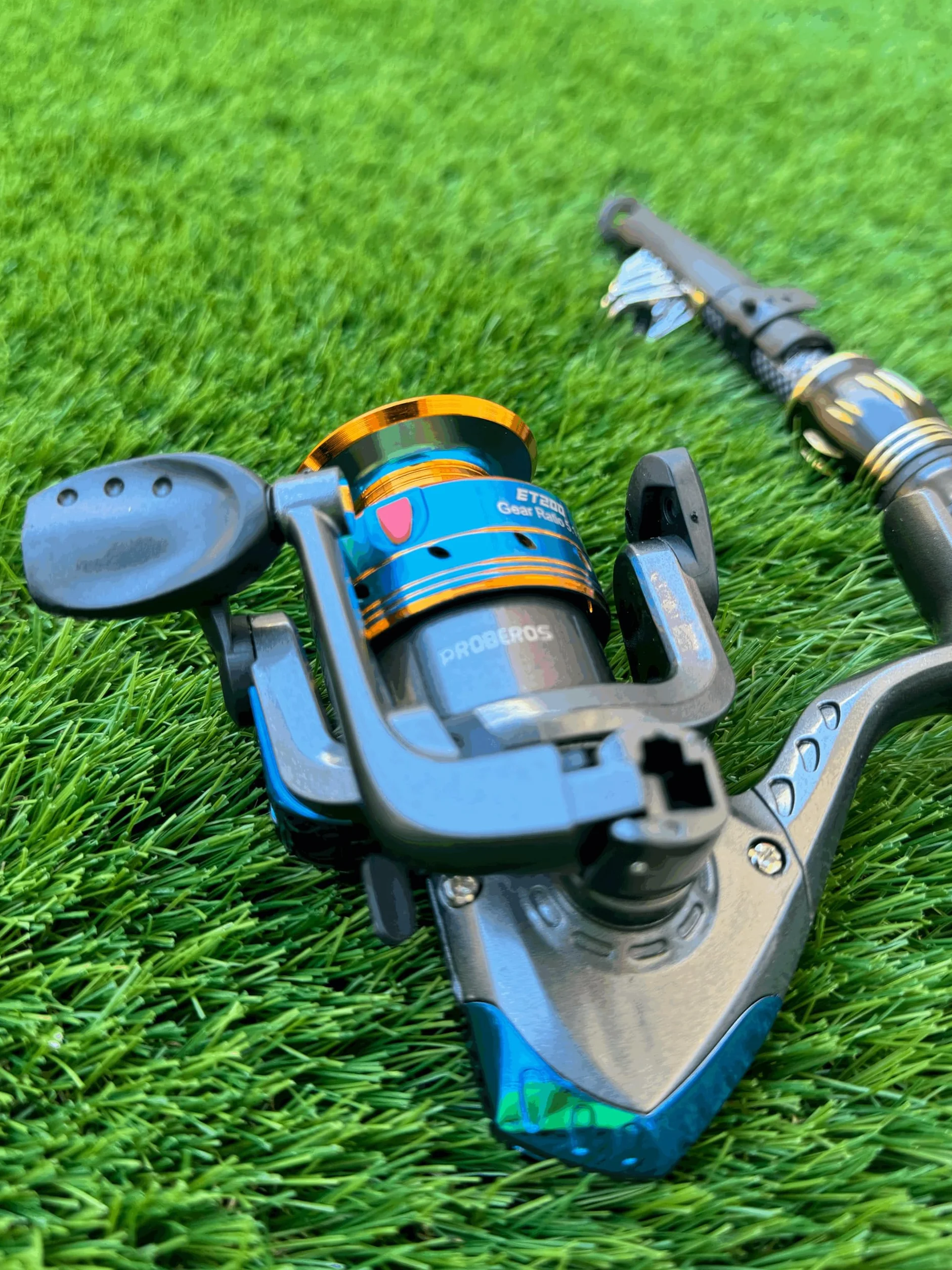 Kit de pêche complet avec sac à dos JCSSHOPING - Canne à pêche 1,8 m, moulinet, vinyles, cuillères, fil et rapeles