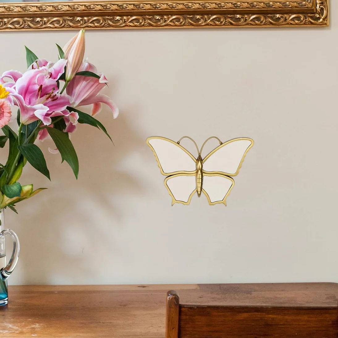 Miroir Mural Papillon Décoratif Cadre Plastique Doré 25 x 16 cm